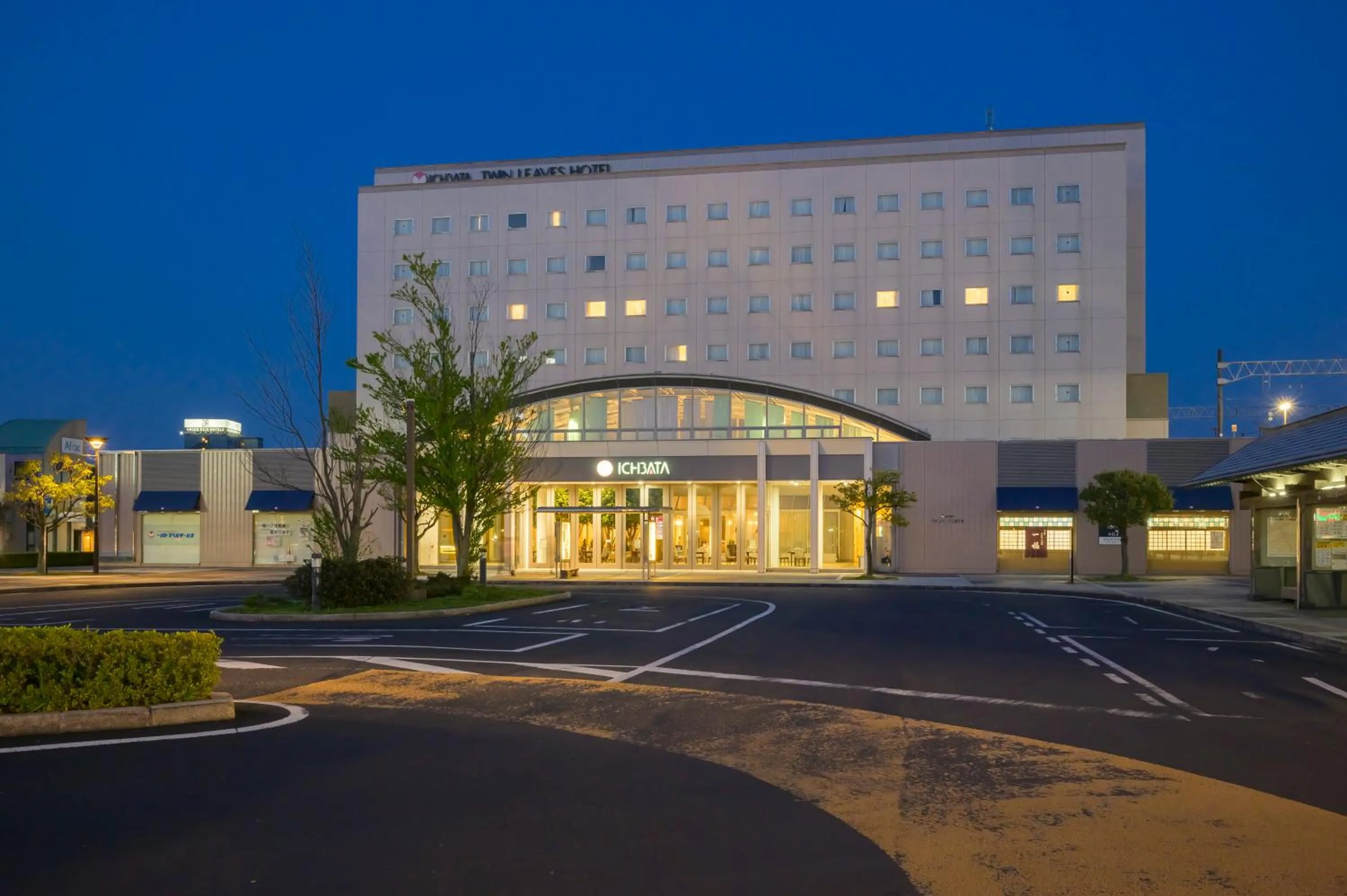 Property building in Twin Leaves Hotel Izumo