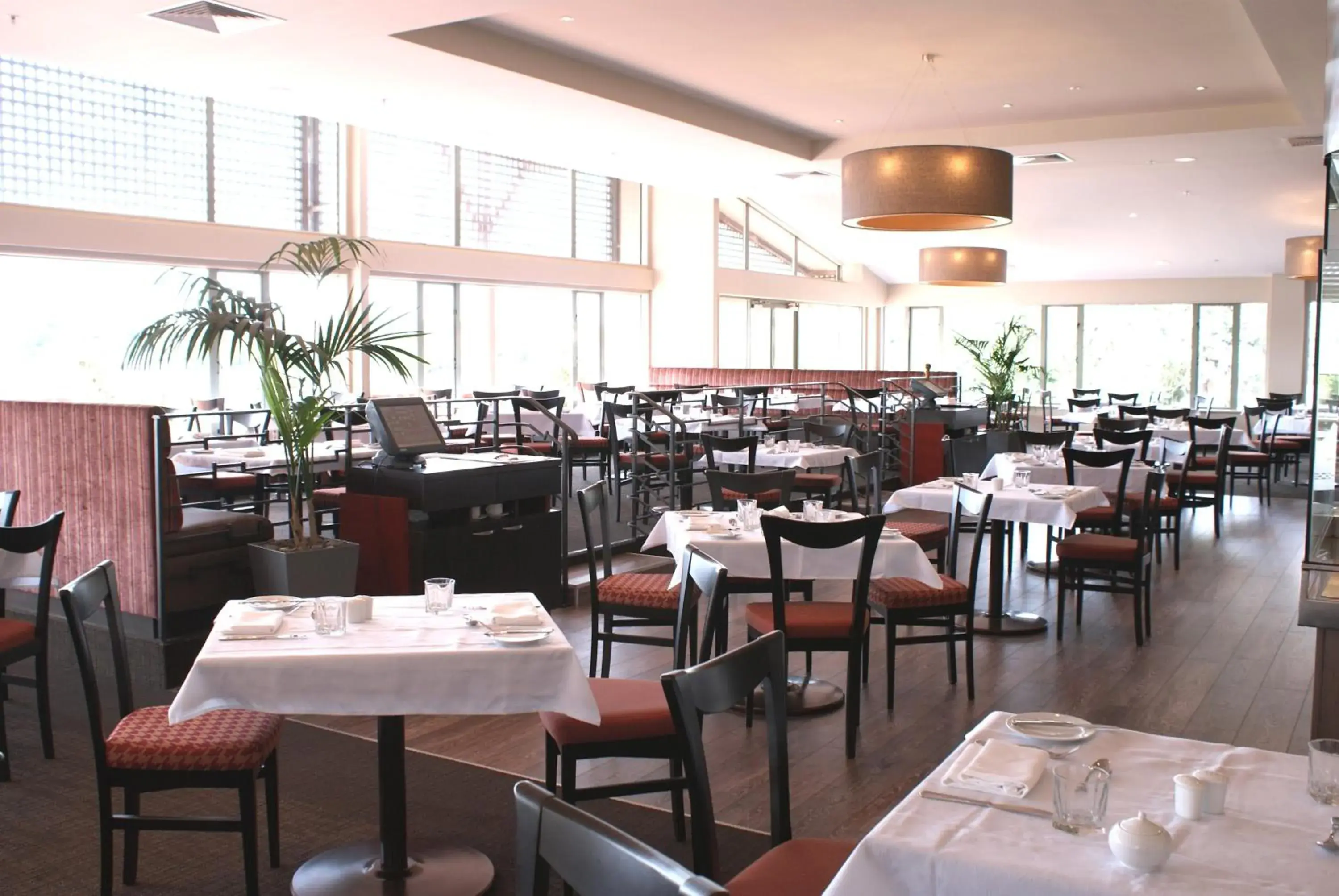 Restaurant/places to eat in Waipuna Hotel & Conference Centre Restaurant/places to eat in Waipuna Hotel & Conference Centre