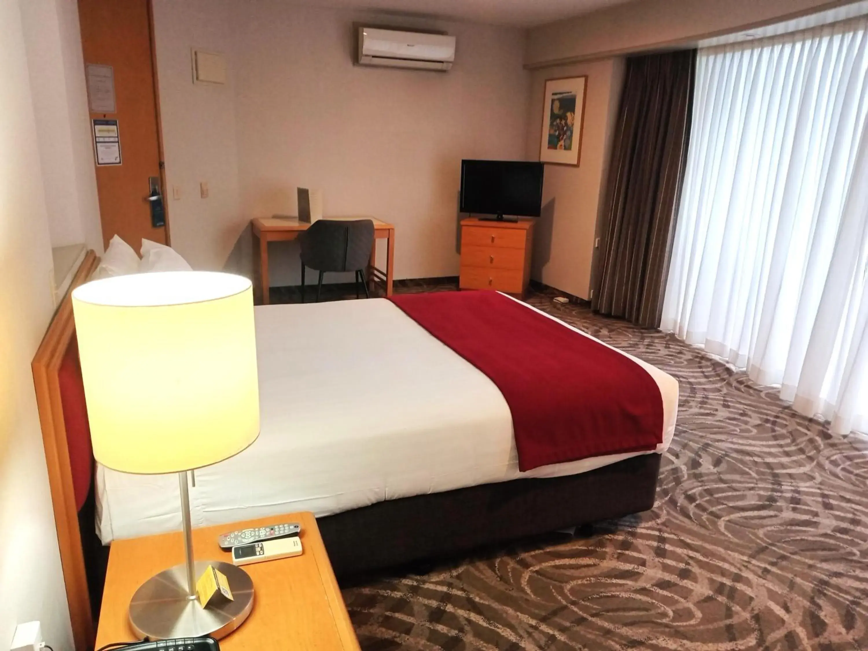 Bureau Queen in Waipuna Hotel & Conference Centre Bureau Queen in Waipuna Hotel & Conference Centre