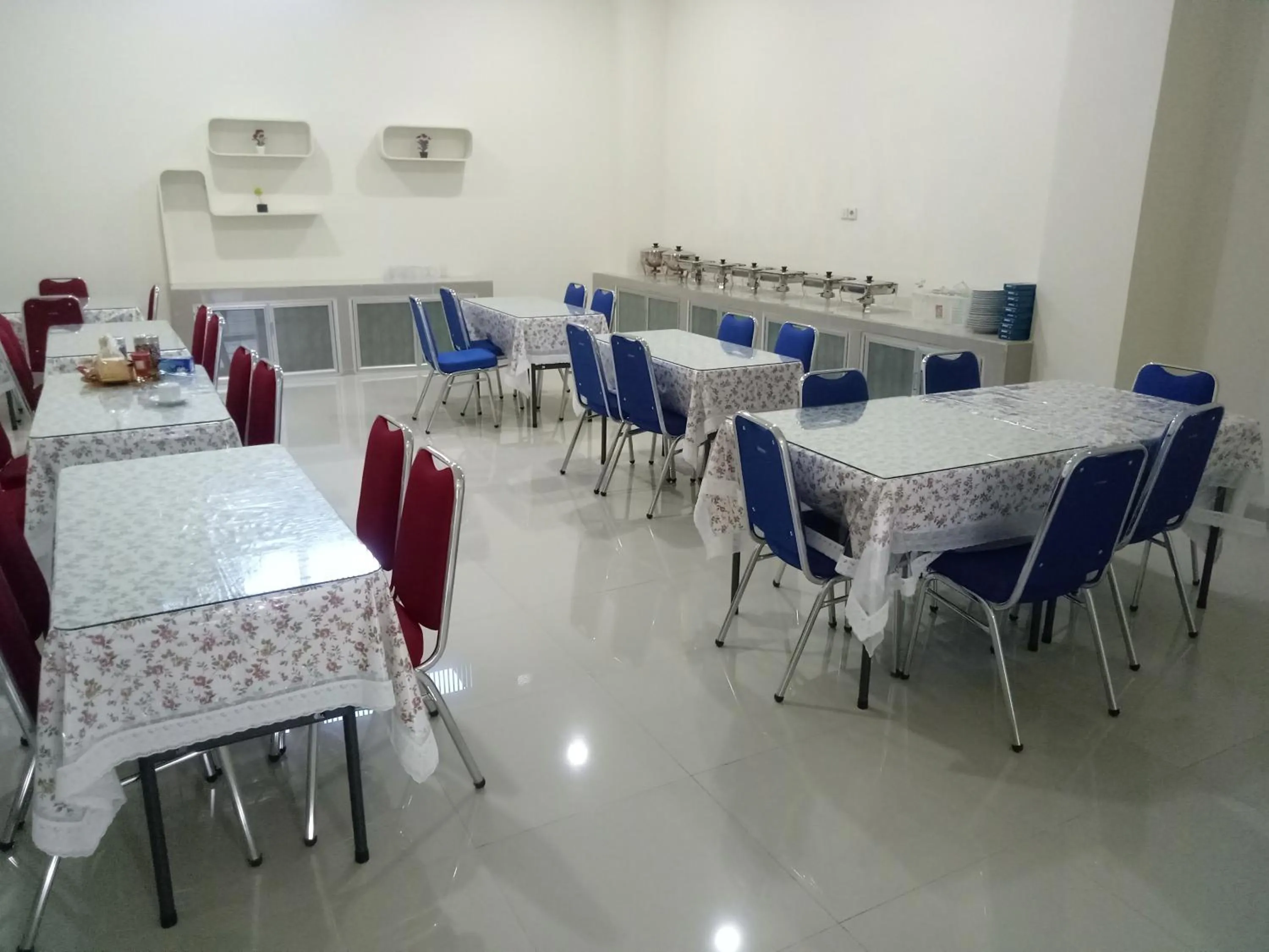 Dining area in Clean & Comfort Homestay