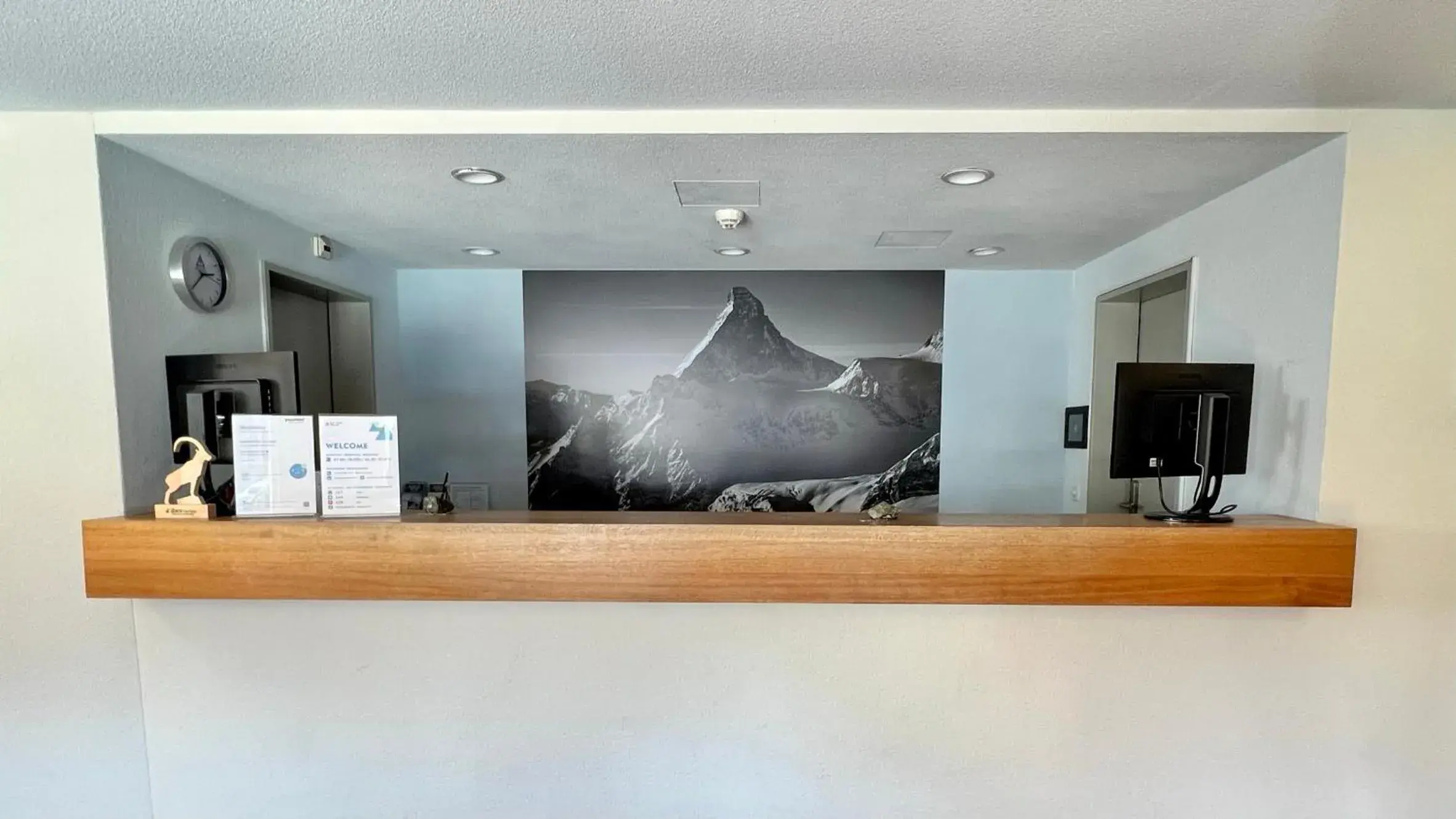Lobby or reception in Zermatt Youth Hostel Lobby or reception in Zermatt Youth Hostel