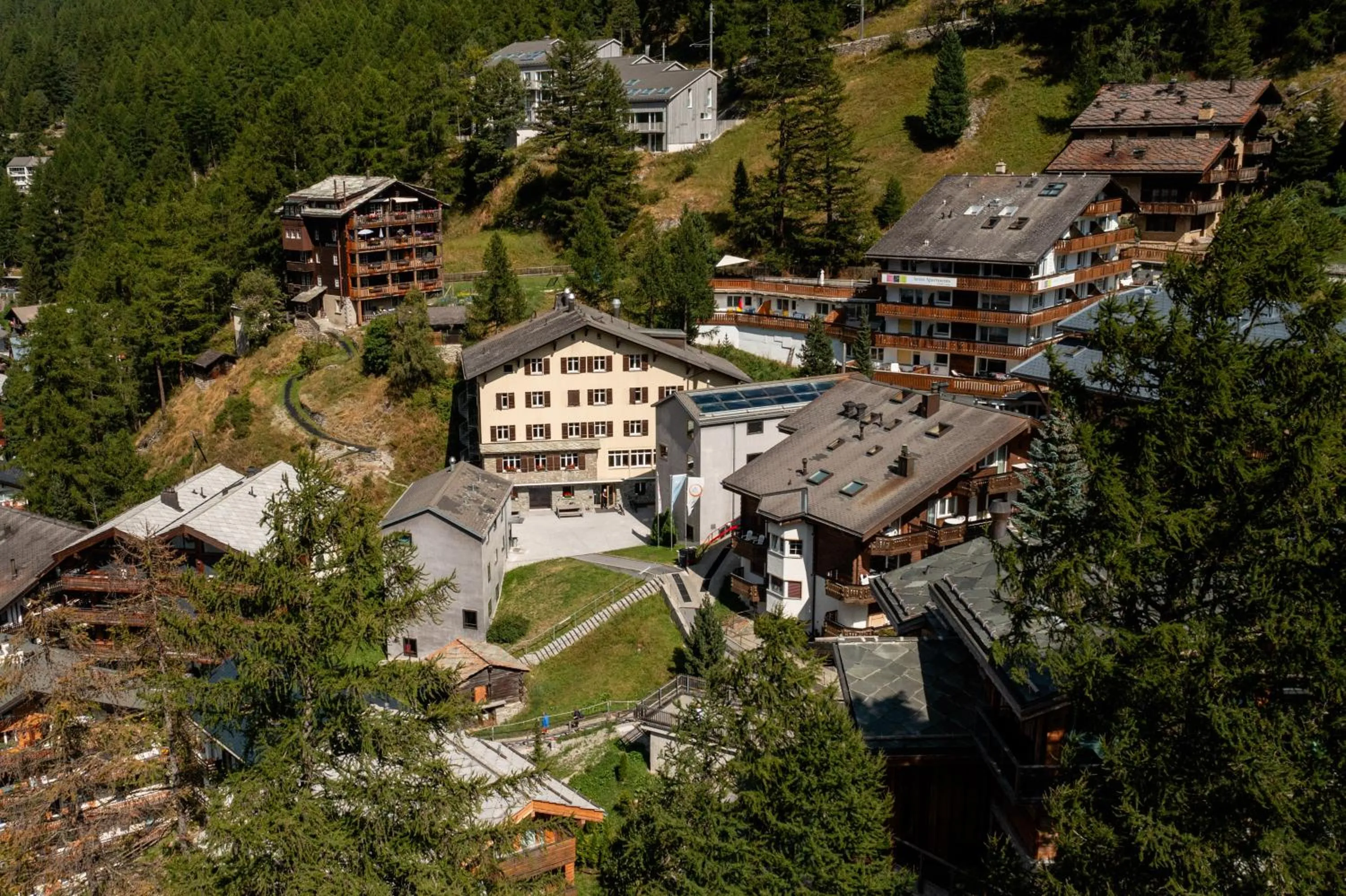 Property building in Zermatt Youth Hostel