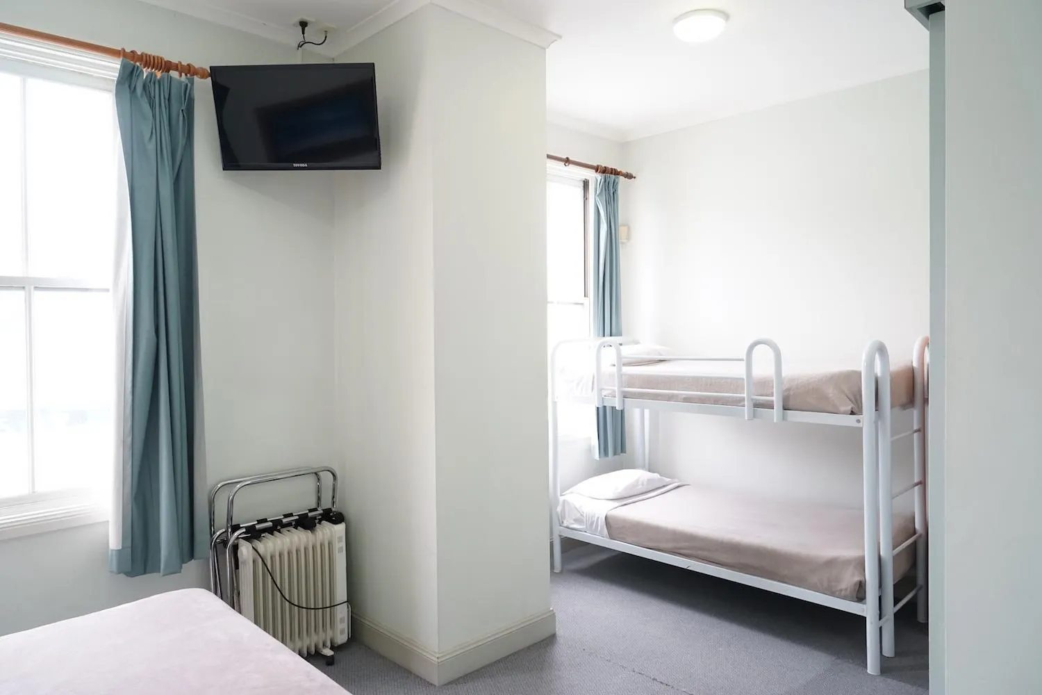 bunk bed, Bed in Hurstville Ritz Hotel