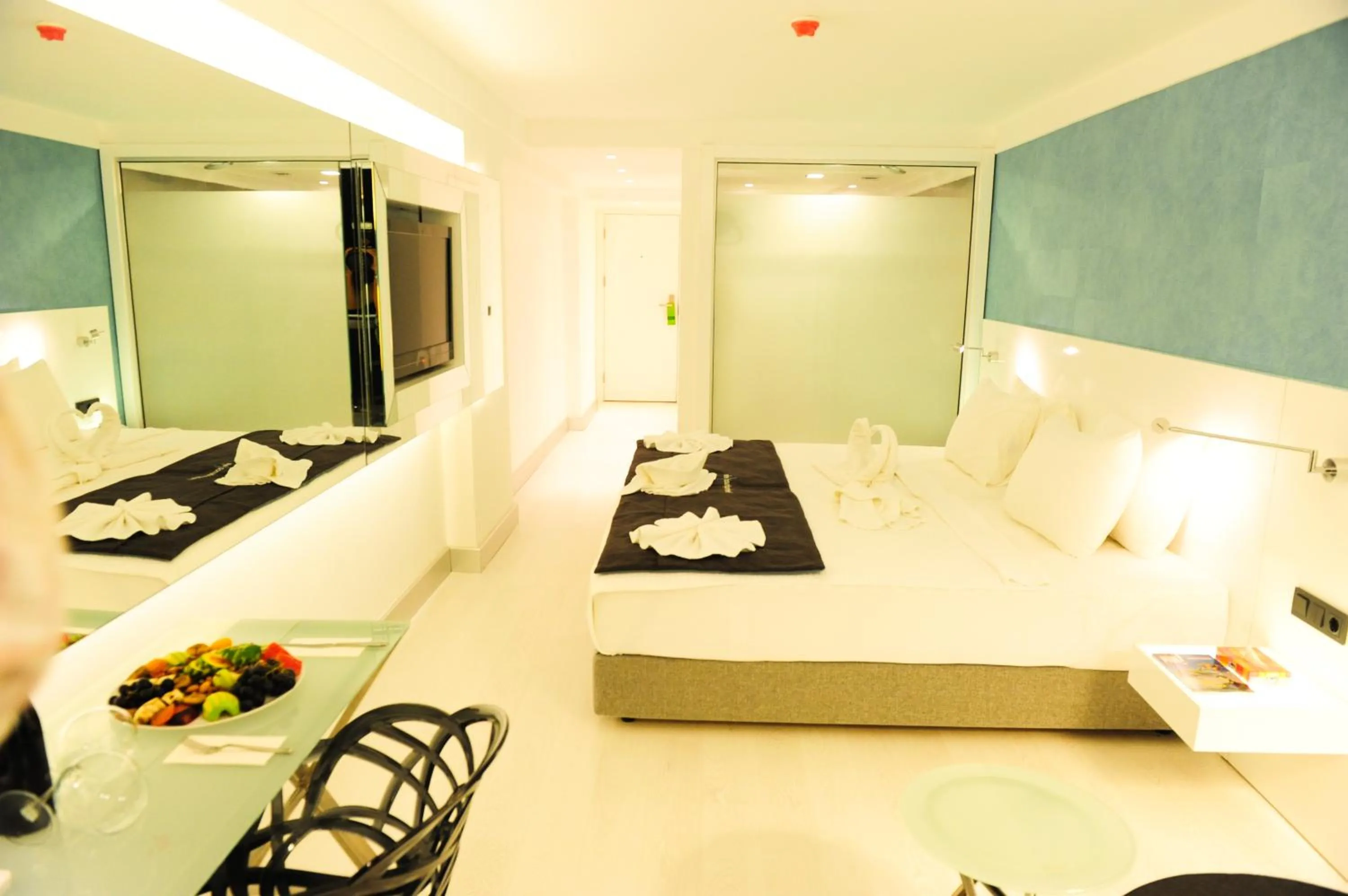 Photo of the whole room, Bed in Efe Hotel