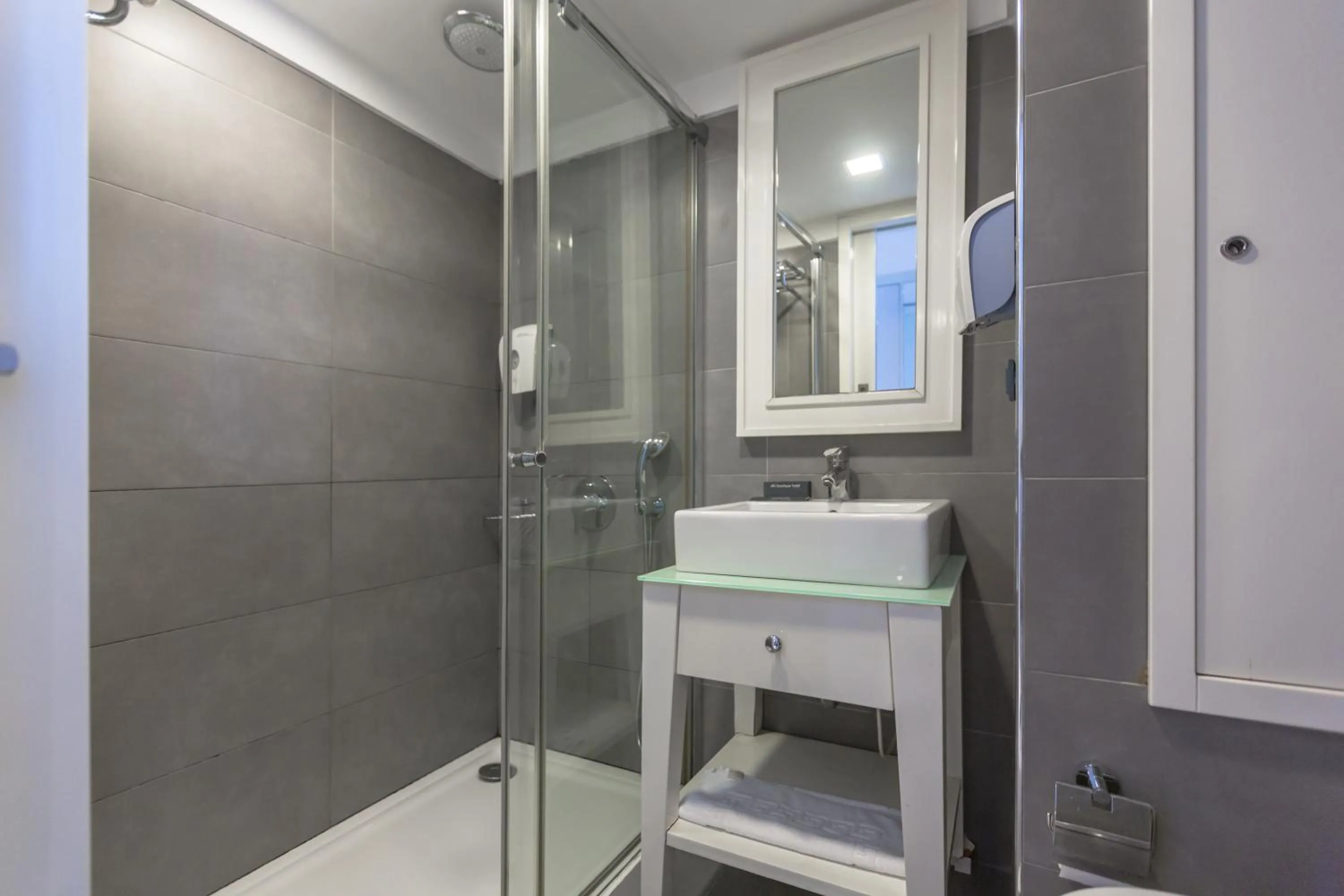Efe Hotel