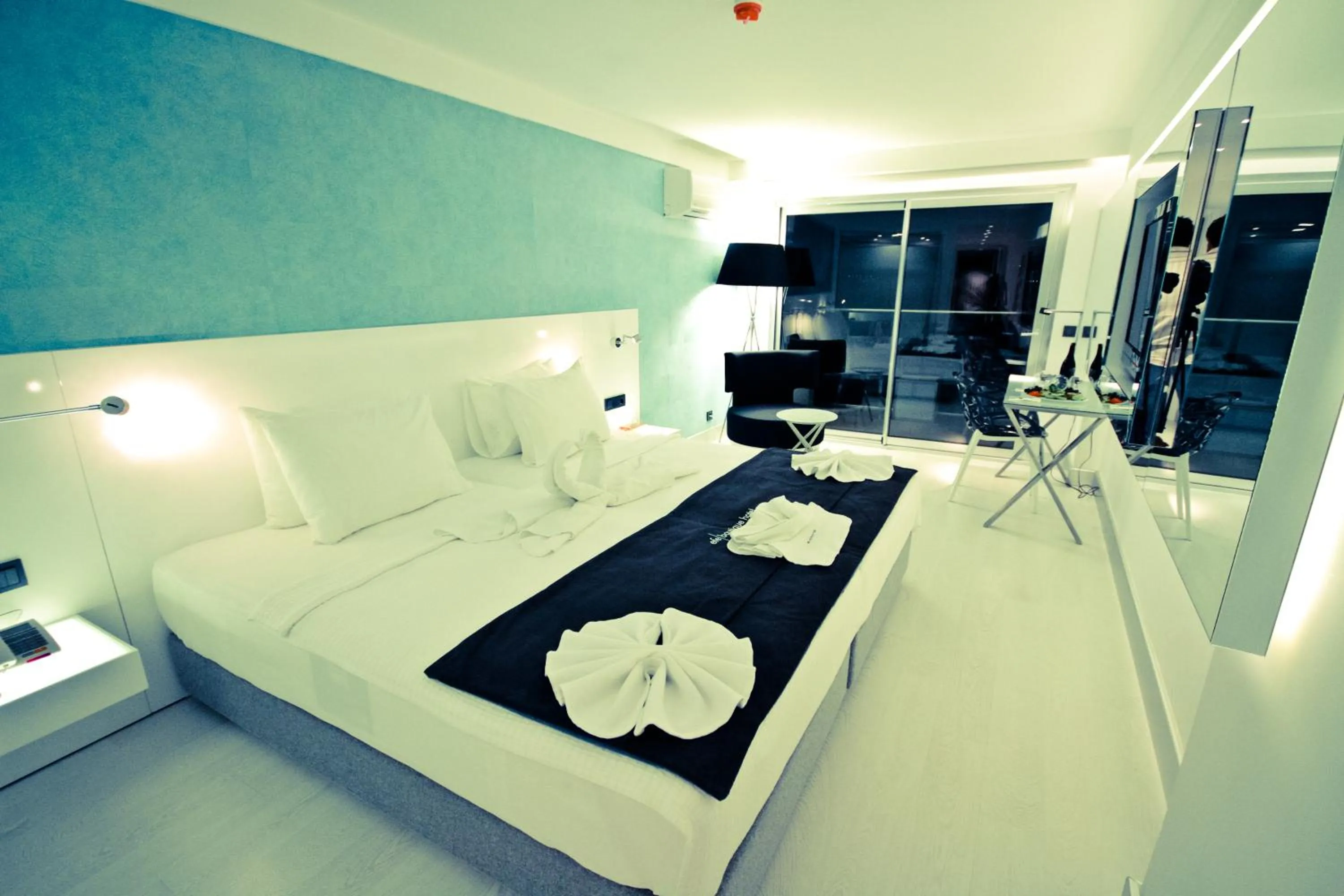 Photo of the whole room, Bed in Efe Hotel