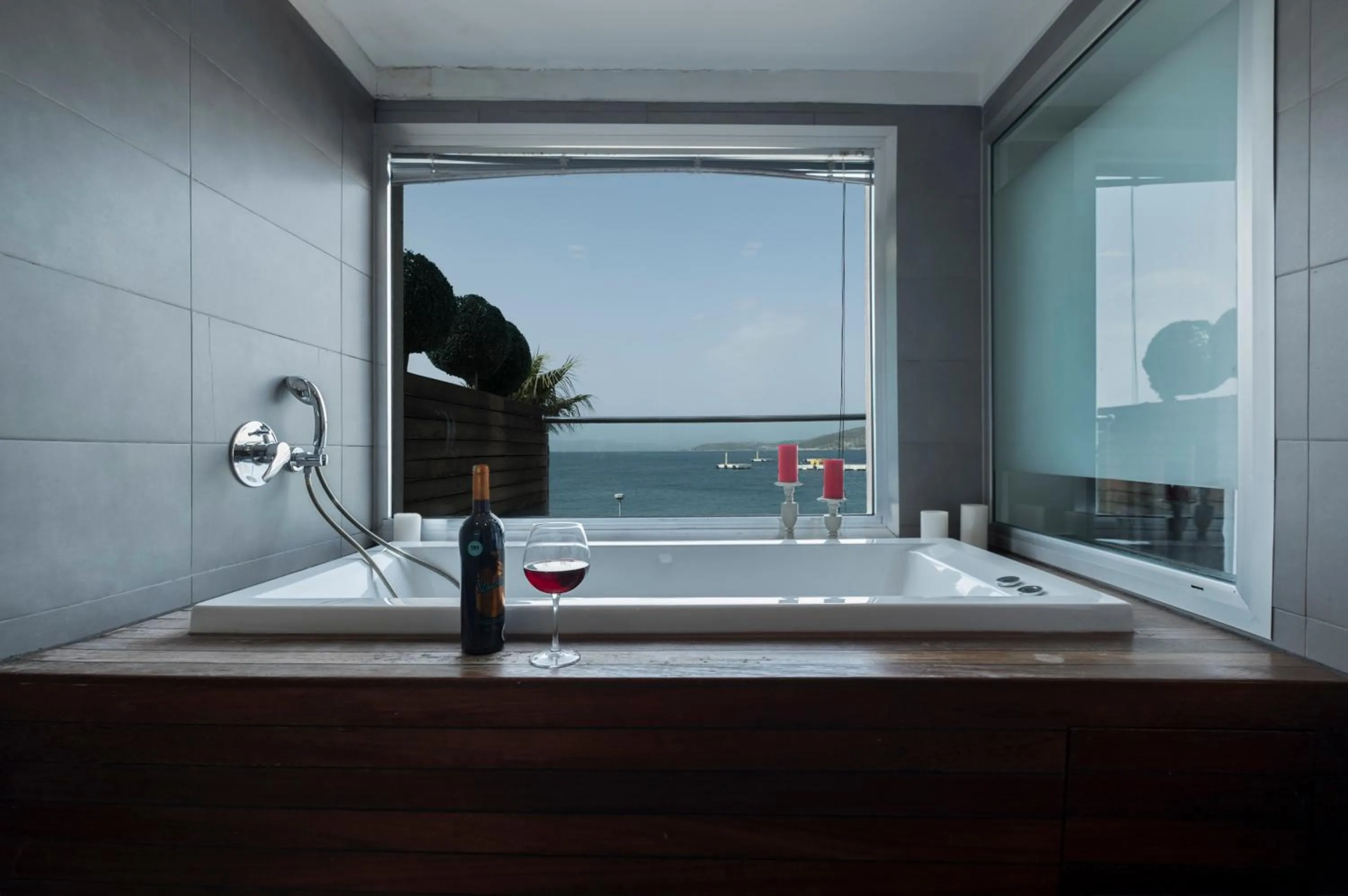 Bathroom in Efe Hotel