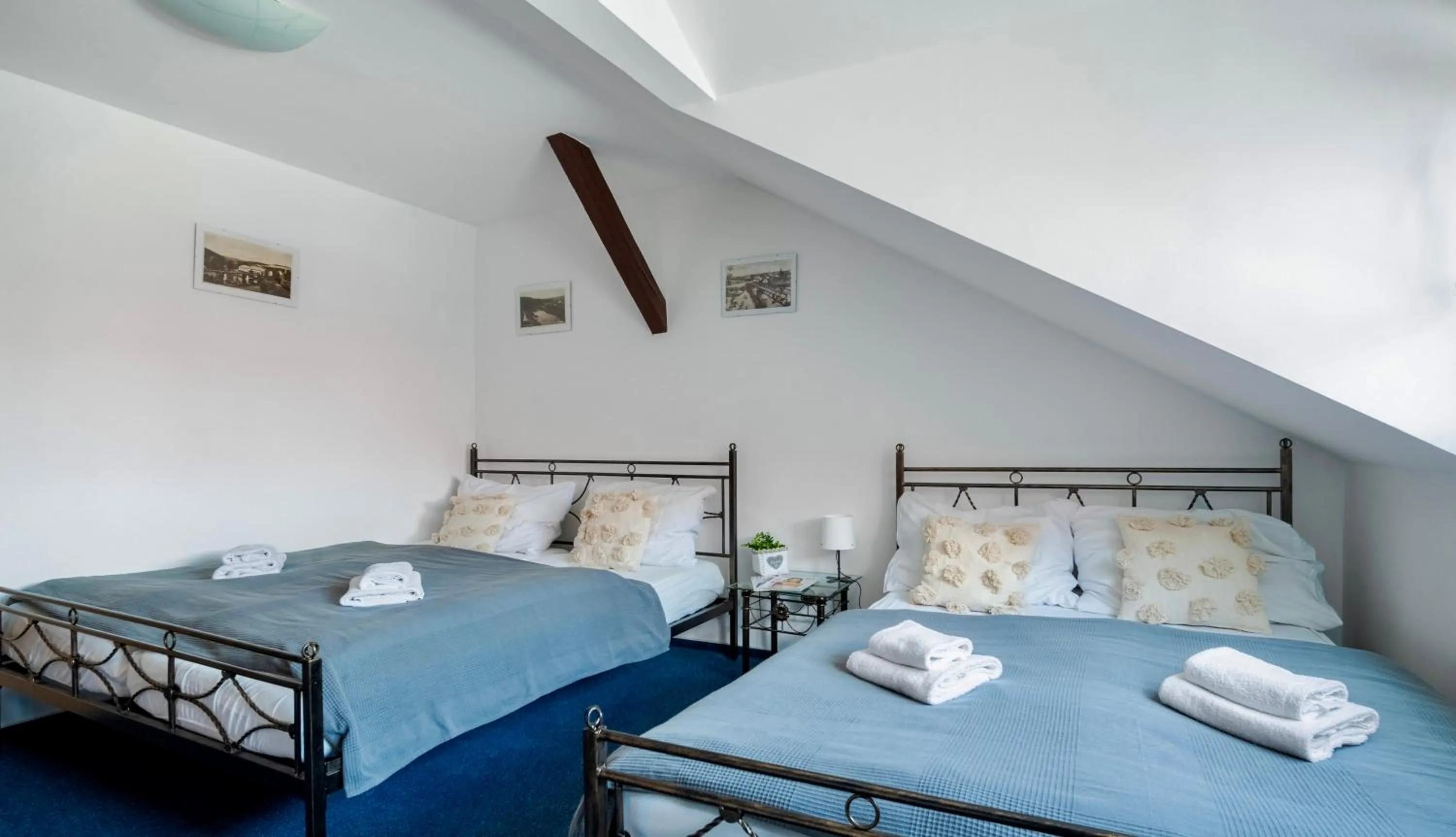 Bed in Ostende Chocerady - ubytování u řeky