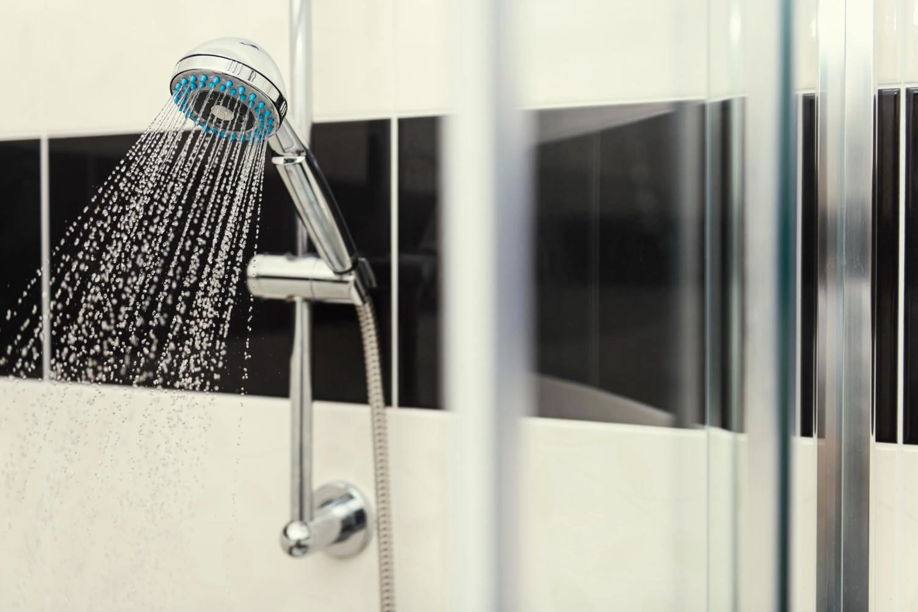 Shower in Ostende Chocerady - ubytování u řeky