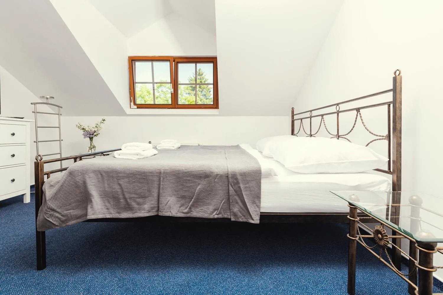 Bed in Ostende Chocerady - ubytování u řeky