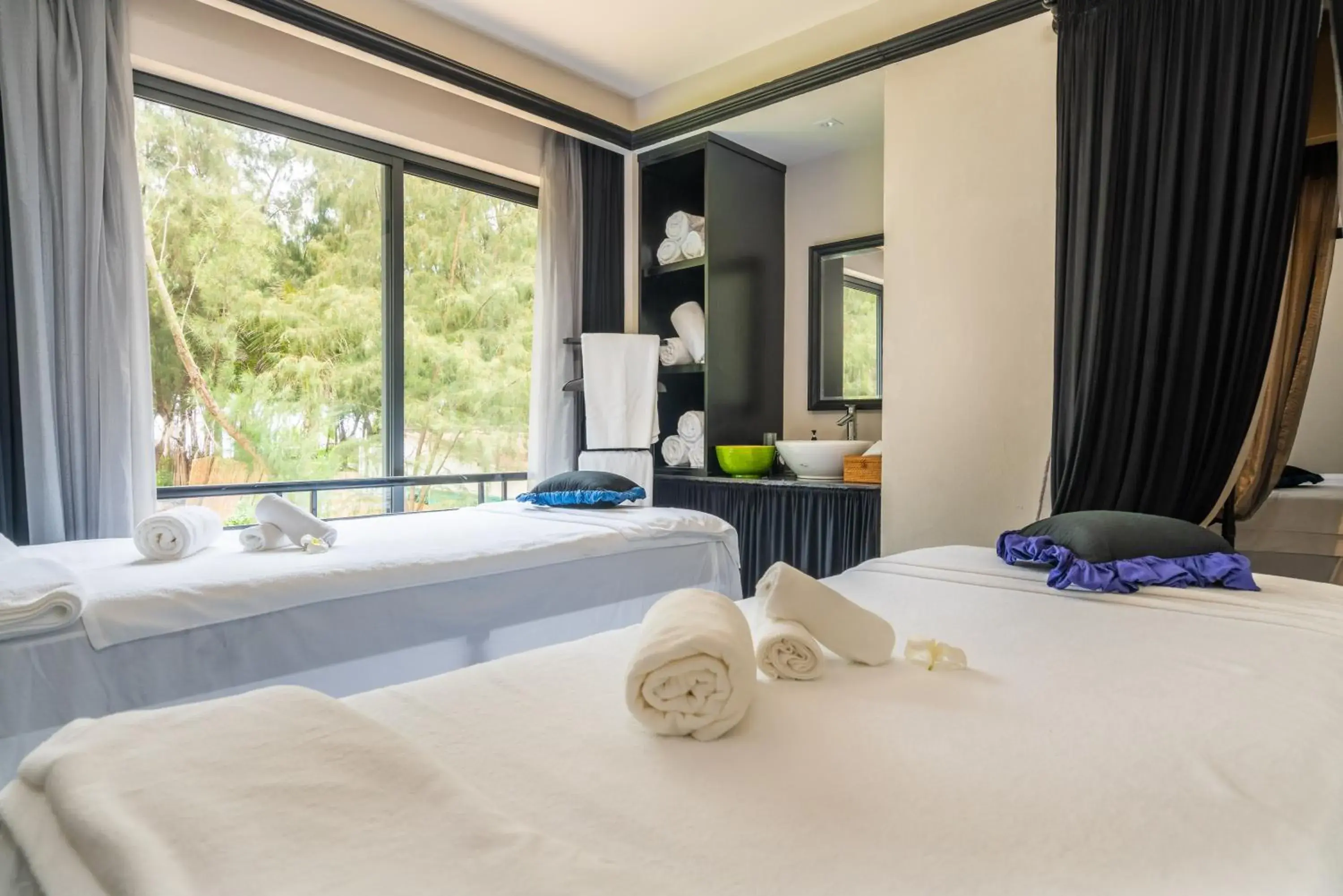 Spa and wellness centre/facilities, Bed in Sol An Bang Beach Resort & Spa Spa and wellness centre/facilities, Bed in Sol An Bang Beach Resort & Spa