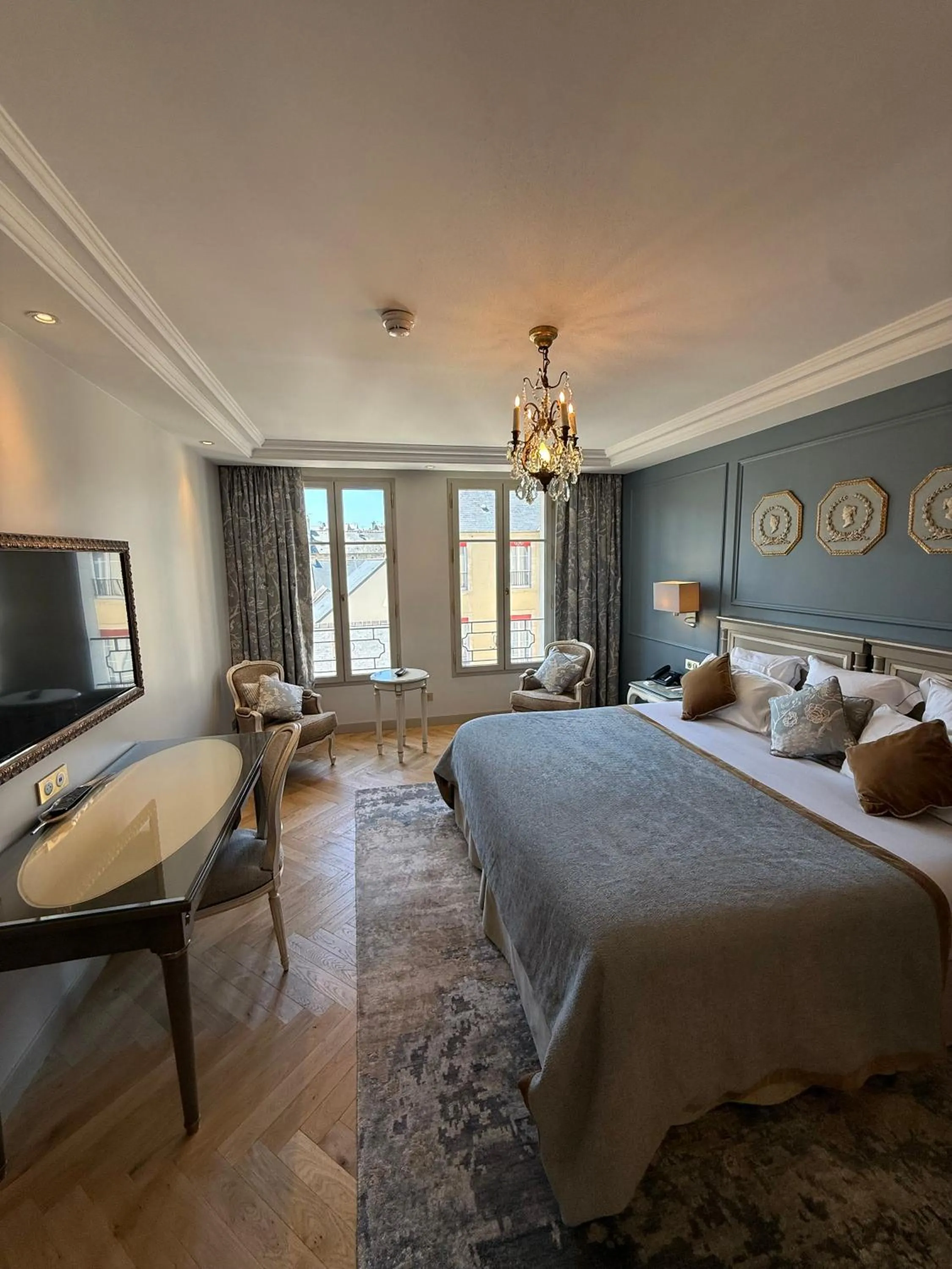 Bed in Villa Lara Hotel