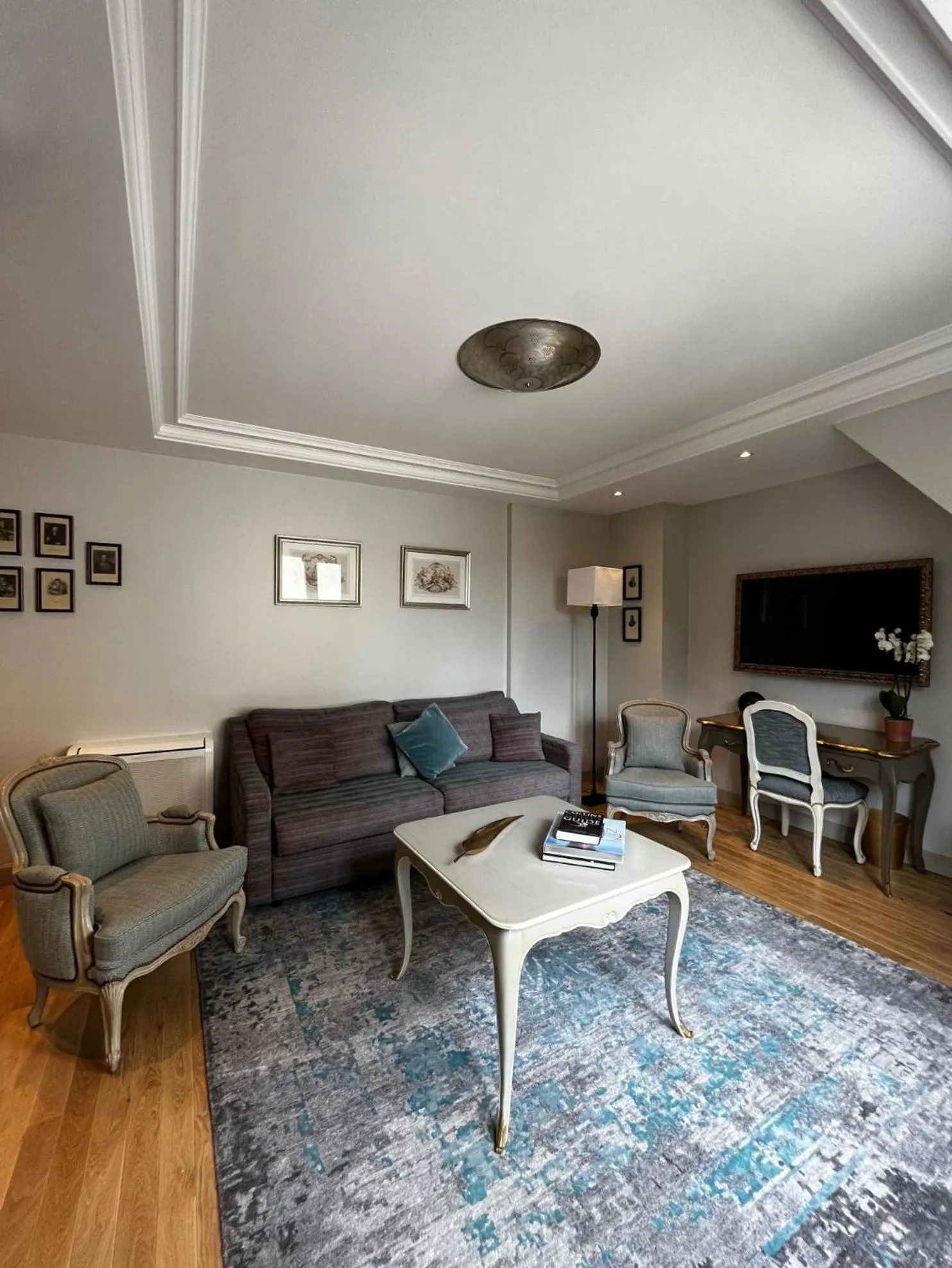 Living room in Villa Lara Hotel