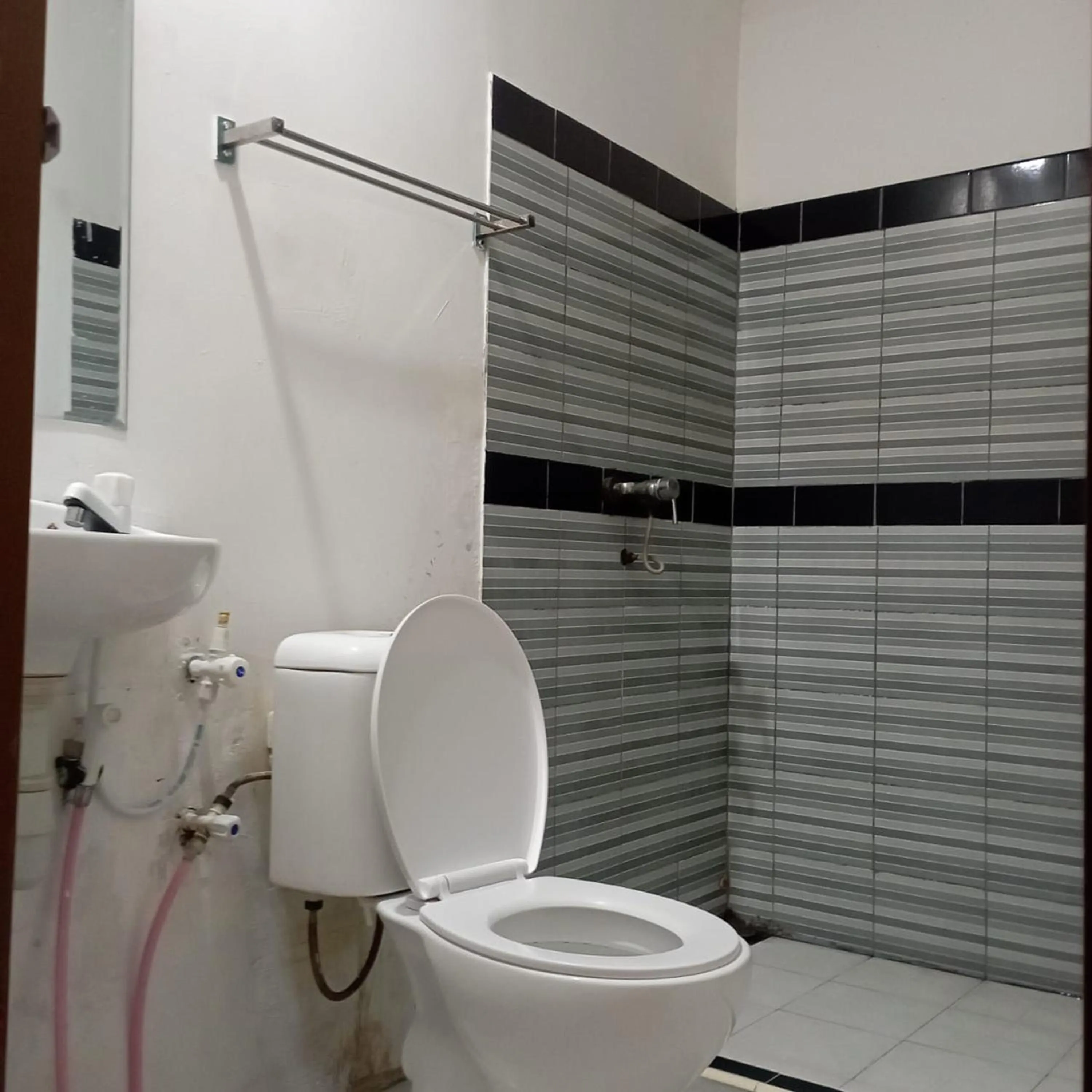 Bathroom in Habibah Syariah Hotel