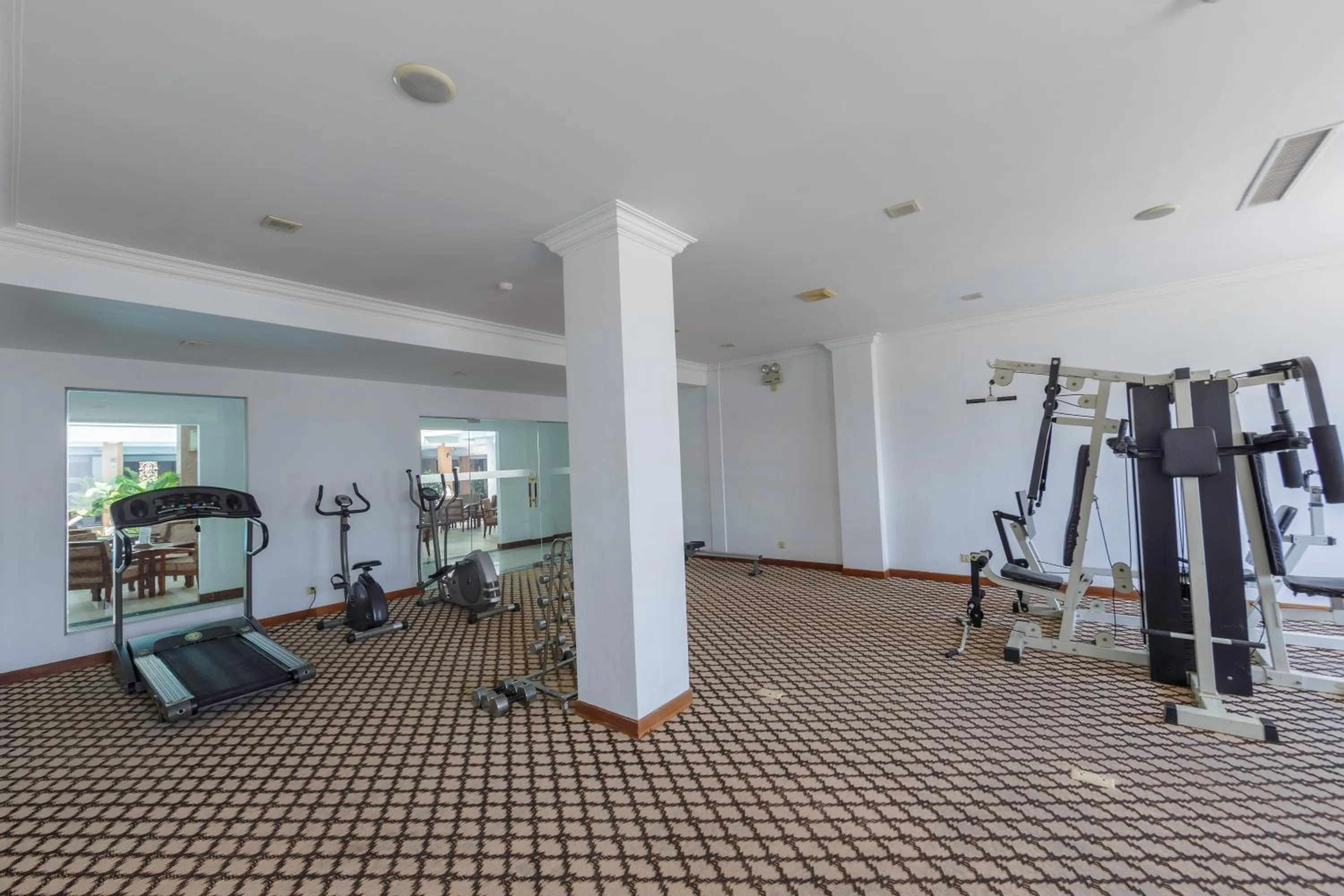 Property building in Smiling Deluxe Hotel