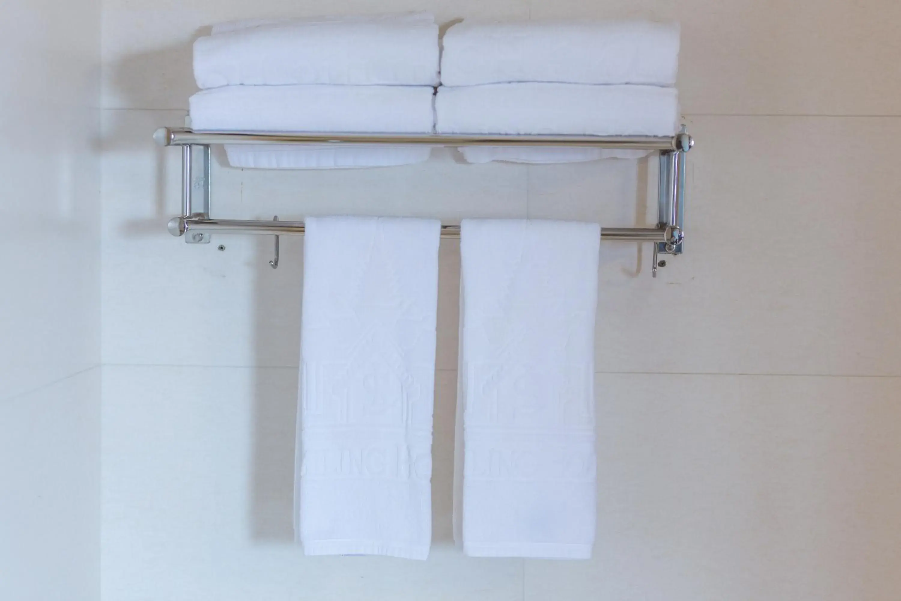 Bathroom in Smiling Deluxe Hotel Bathroom in Smiling Deluxe Hotel