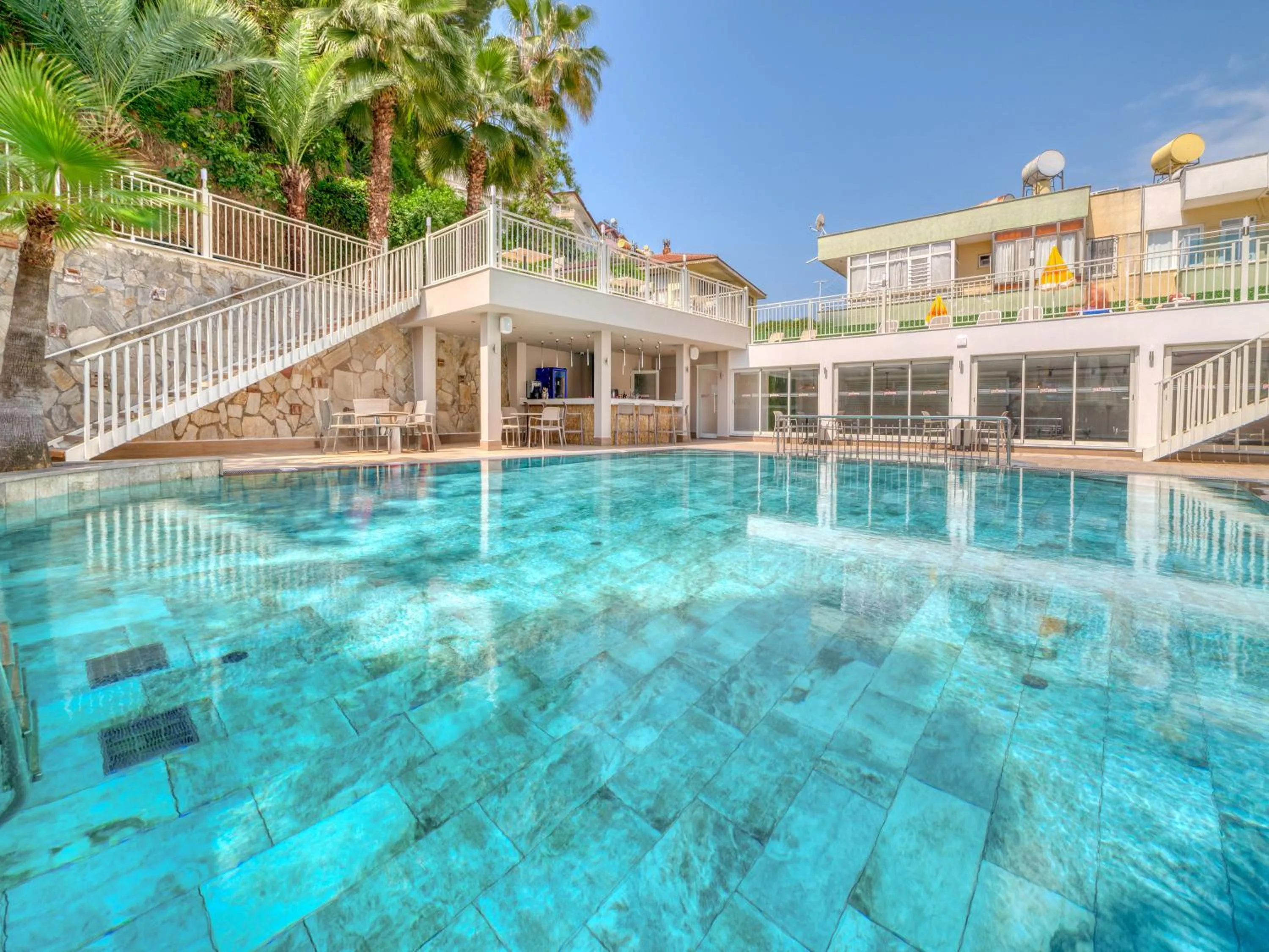 Swimming pool in Park Hotel