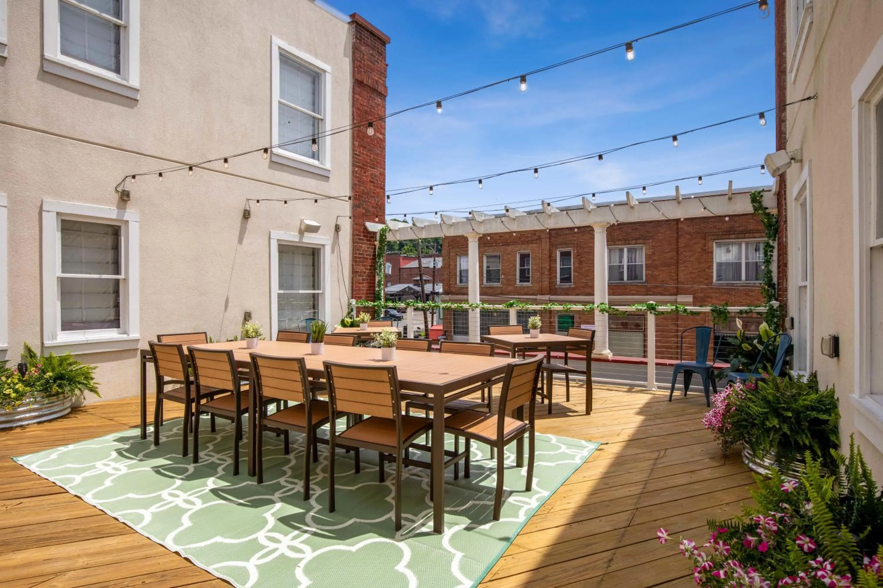 Patio in Western Front Hotel