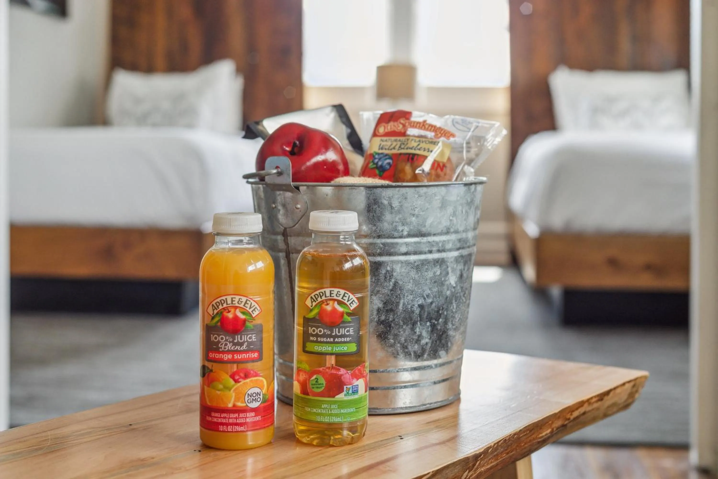 Continental breakfast, Bed in Western Front Hotel