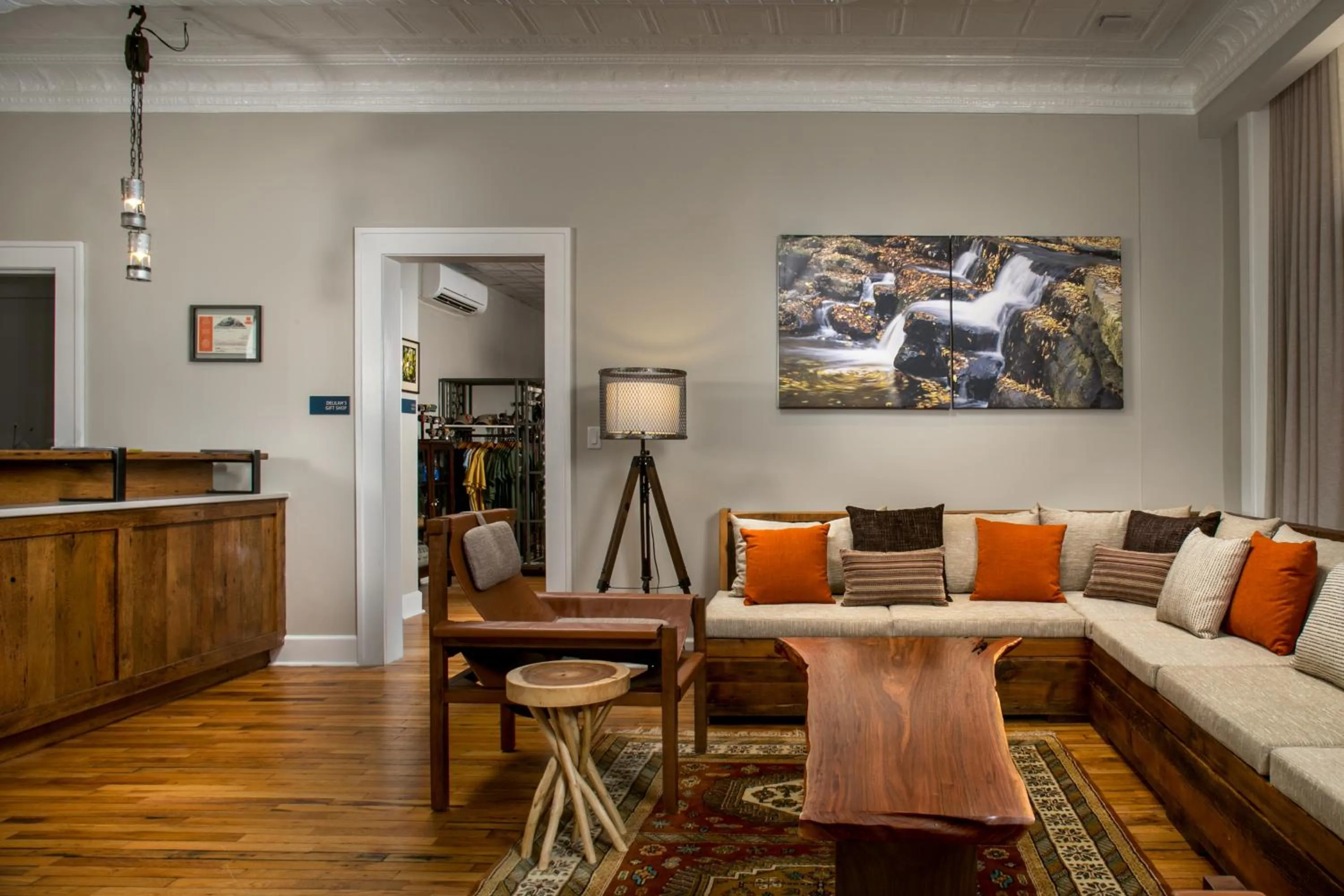 Lobby or reception in Western Front Hotel