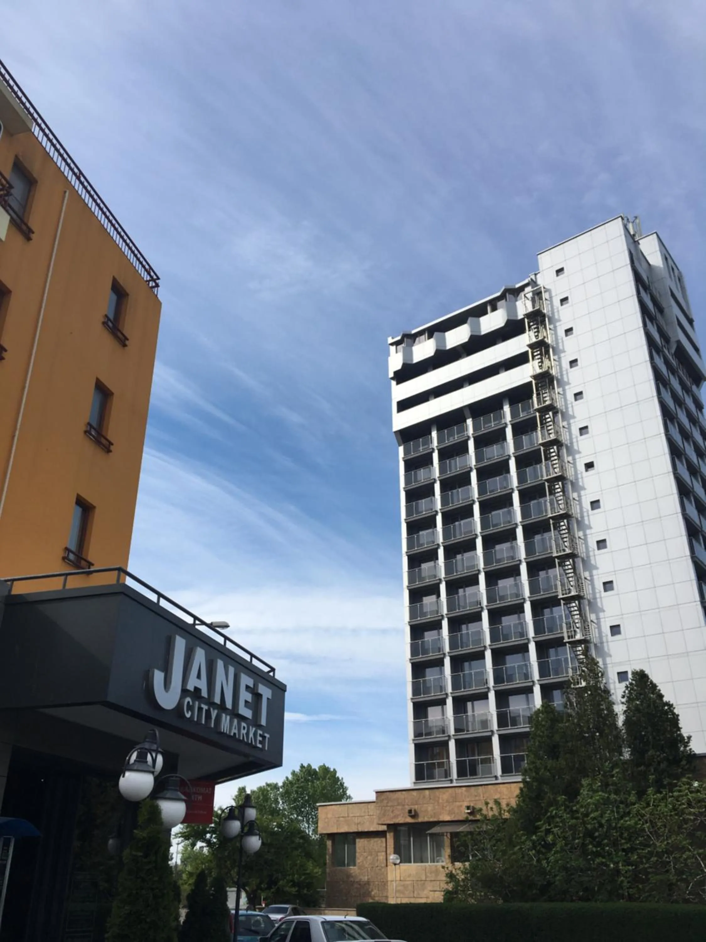 Supermarket/grocery shop in Kamenec Hotel