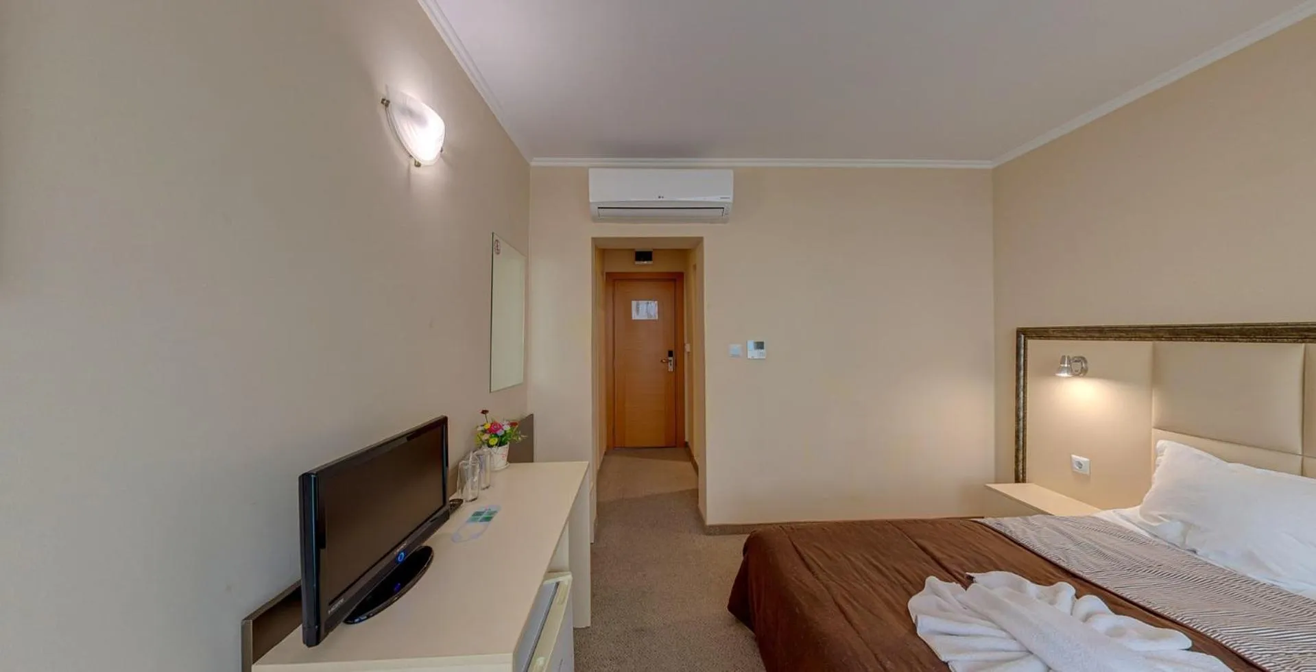 Bed in Kamenec Hotel