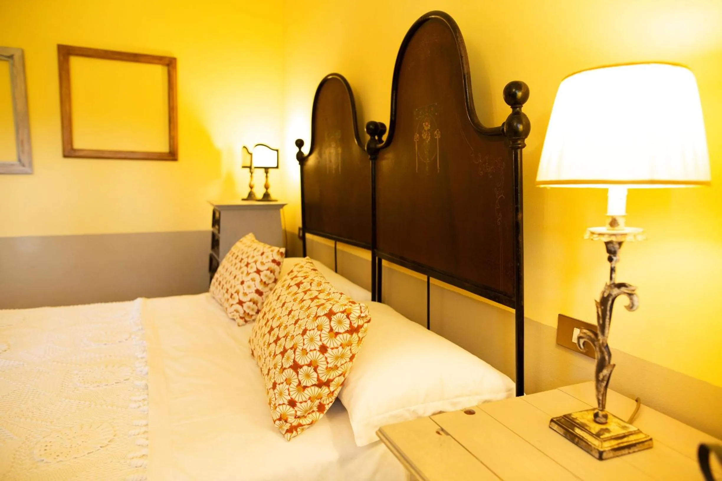 Bedroom, Bed in Villa Pardi