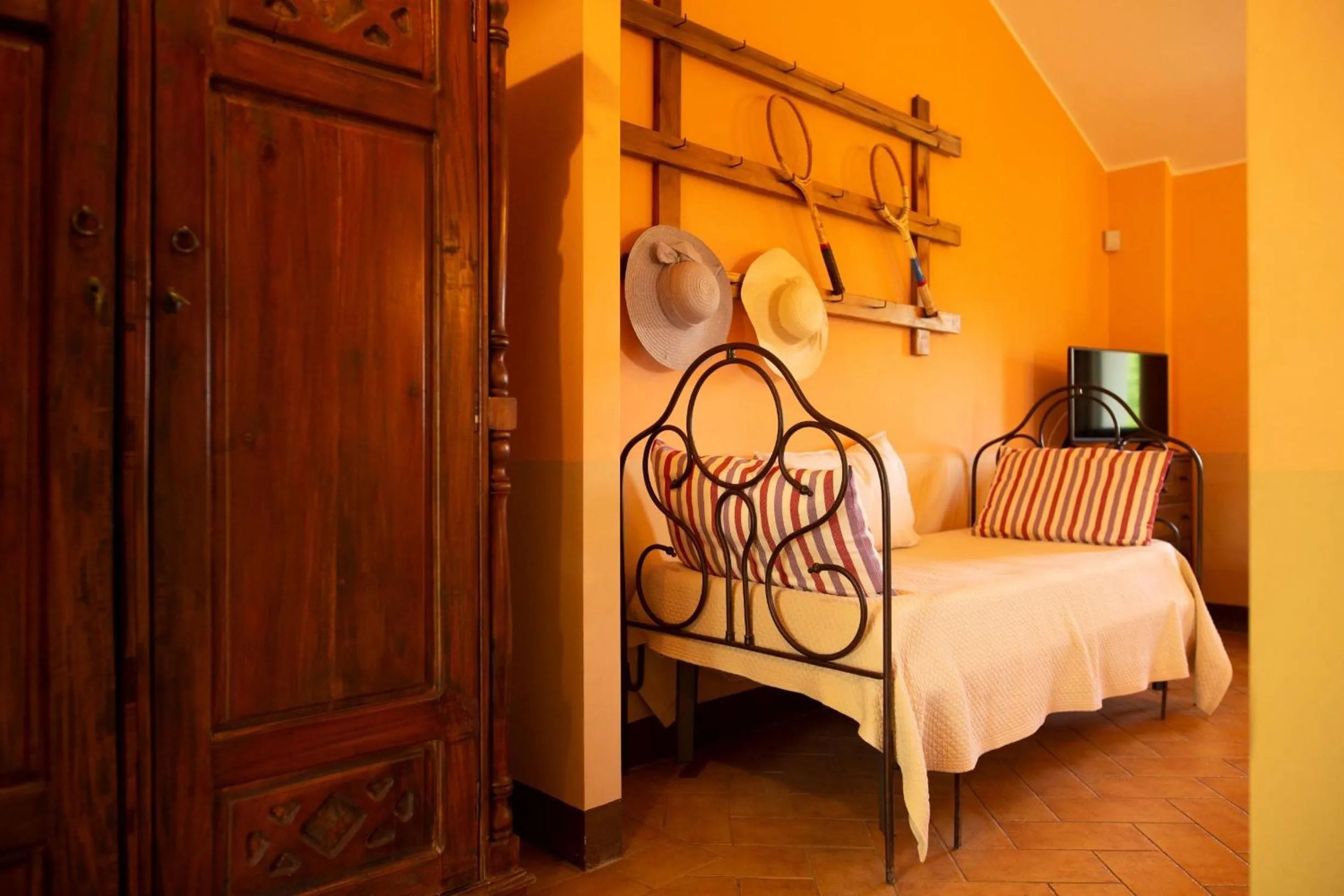 Photo of the whole room, Bed in Villa Pardi
