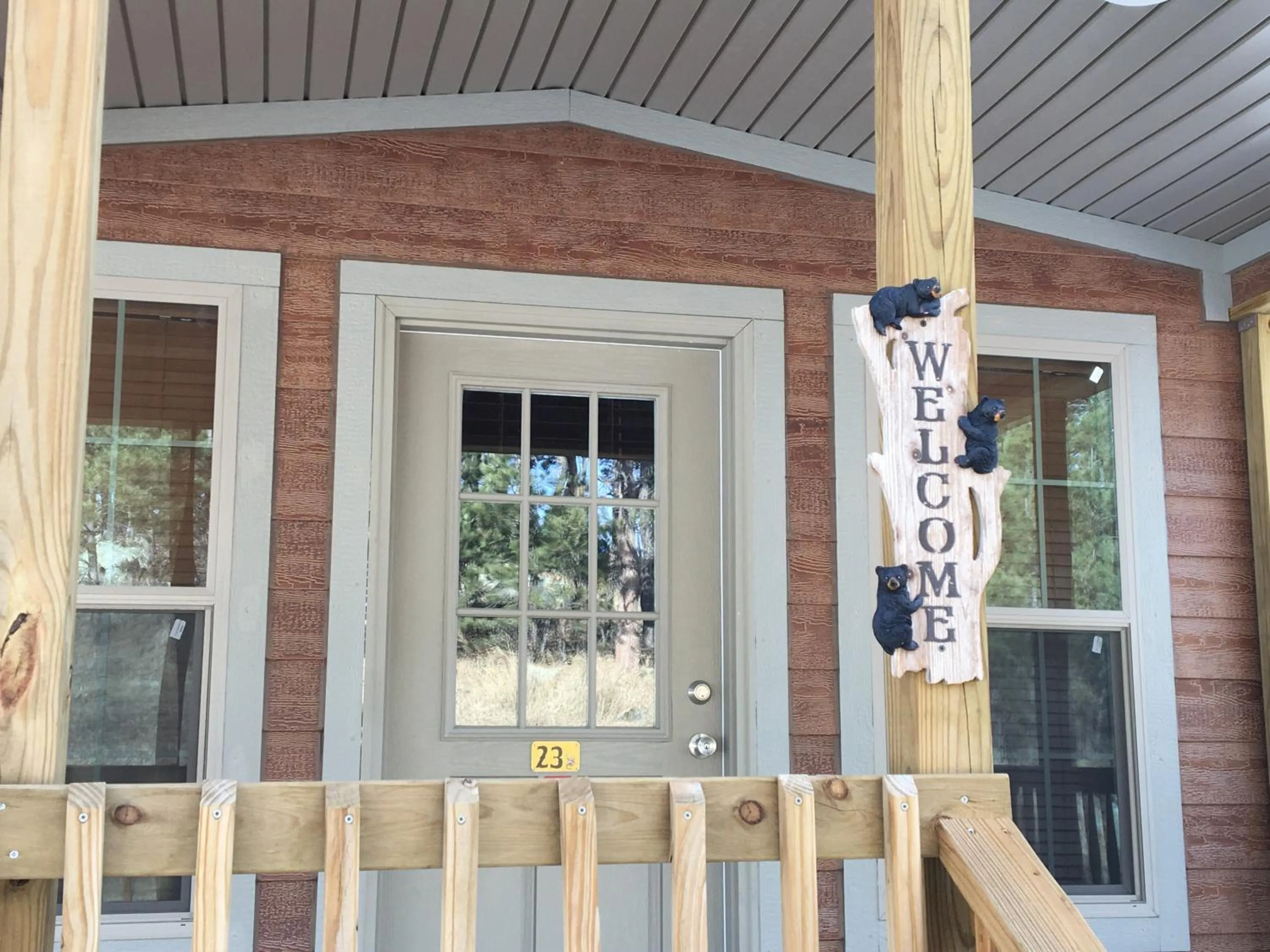 Property building in Rockerville Lodge & Cabins