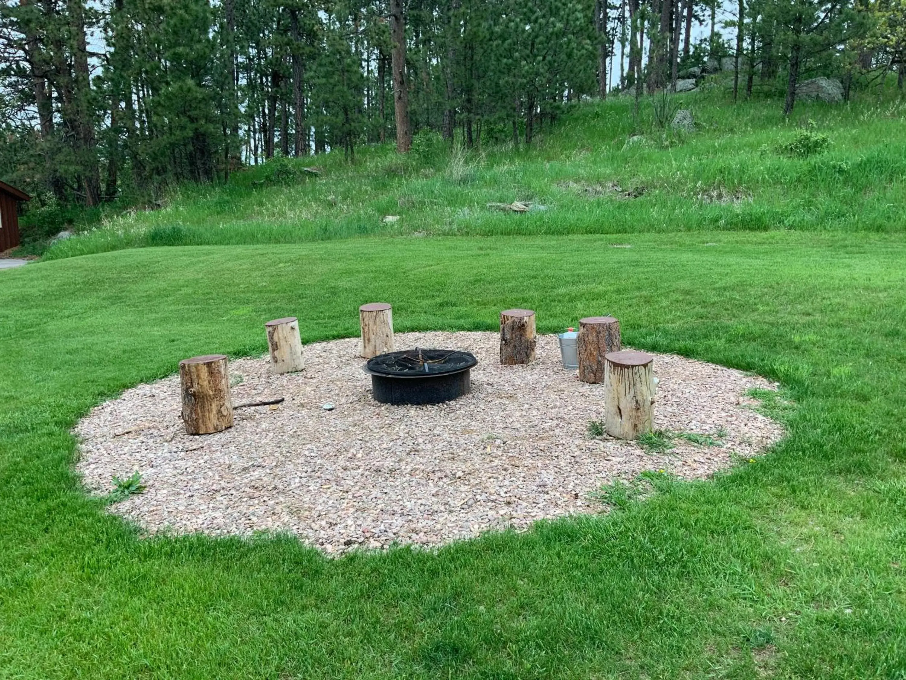 King Room in Rockerville Lodge & Cabins King Room in Rockerville Lodge & Cabins