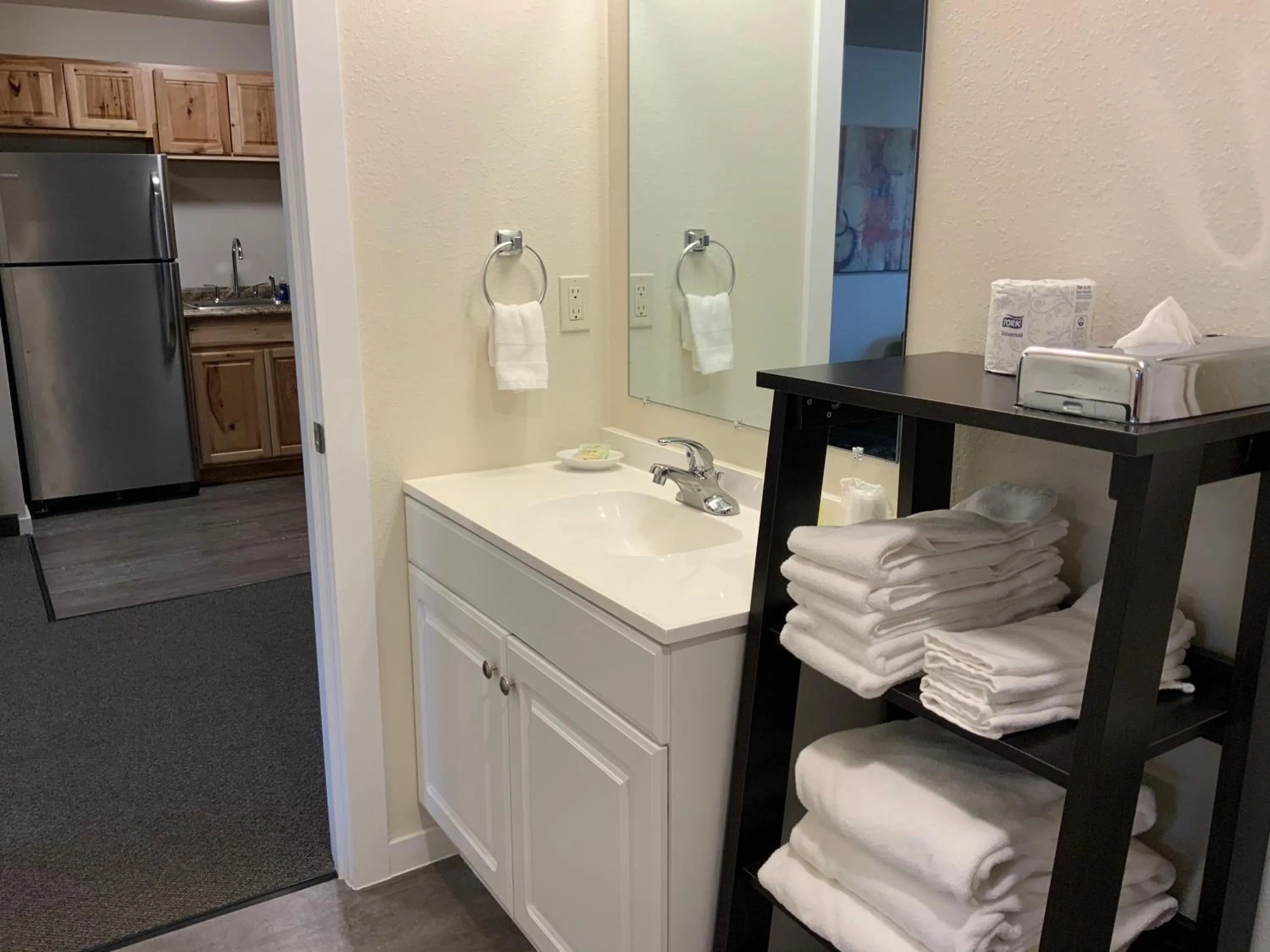 Bathroom in Rockerville Lodge & Cabins