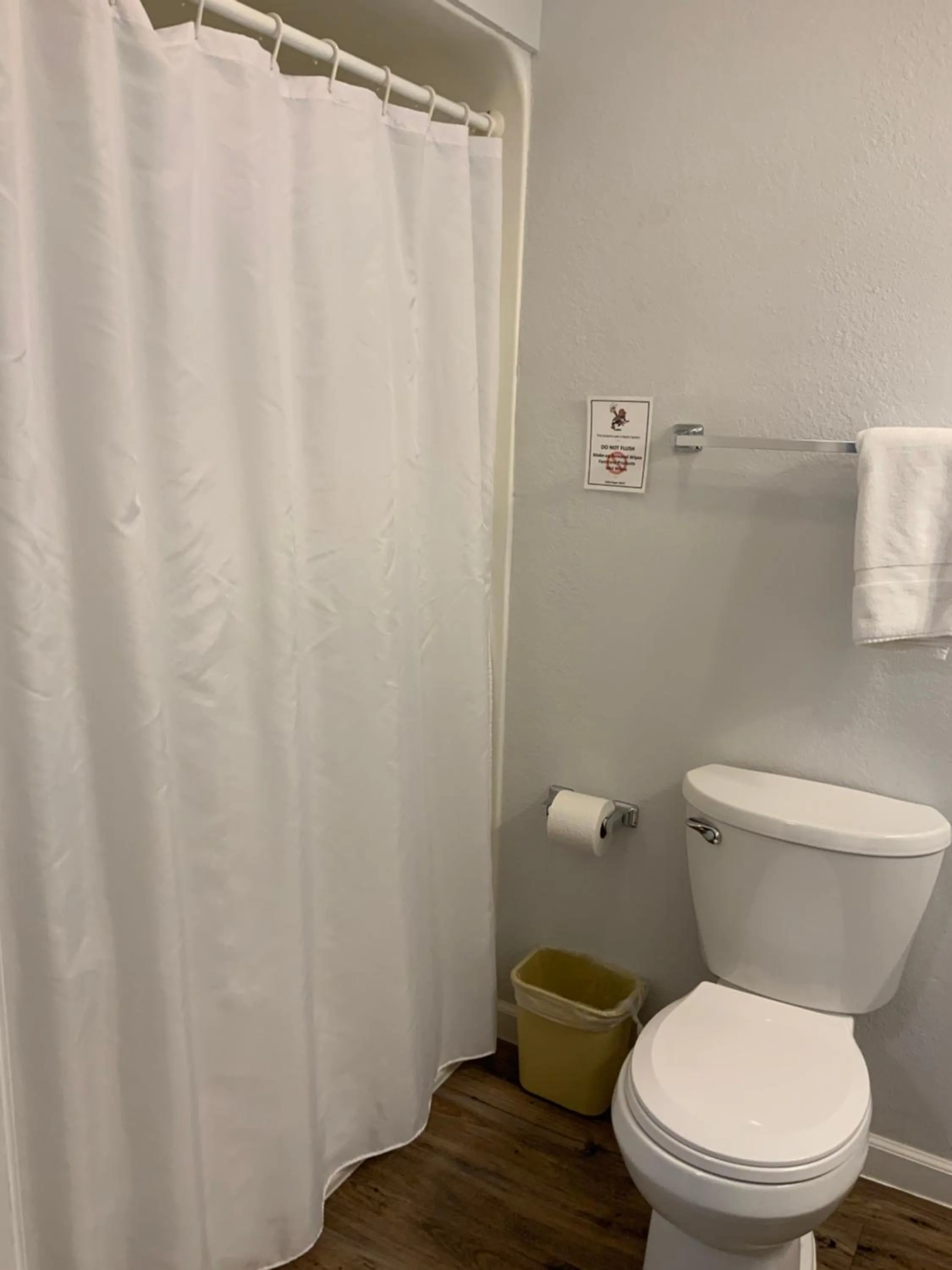 Bathroom in Rockerville Lodge & Cabins