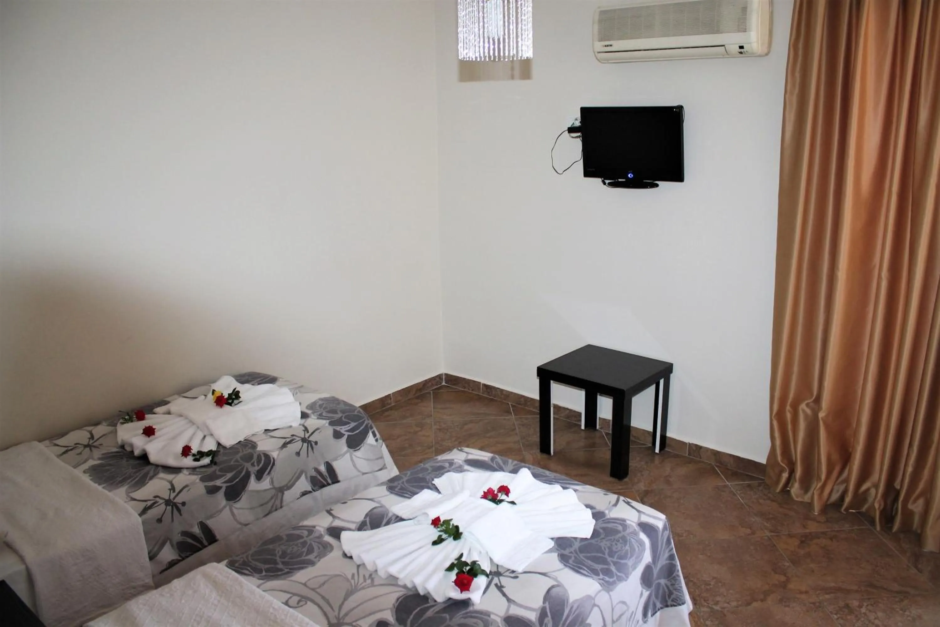 Bedroom, Bed in Le Moral Apart Hotel