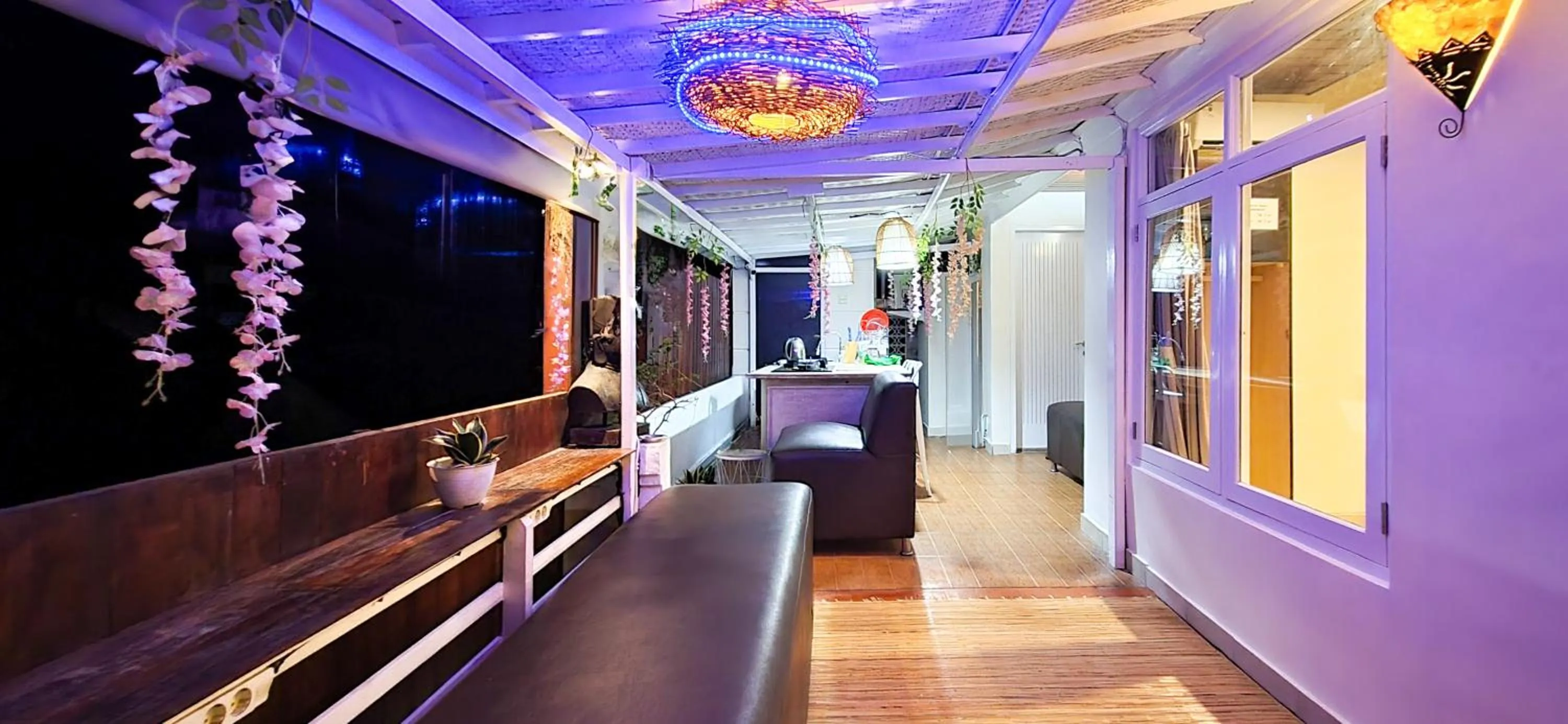 Kitchen or kitchenette in Gustav Bali Homestay and Massage