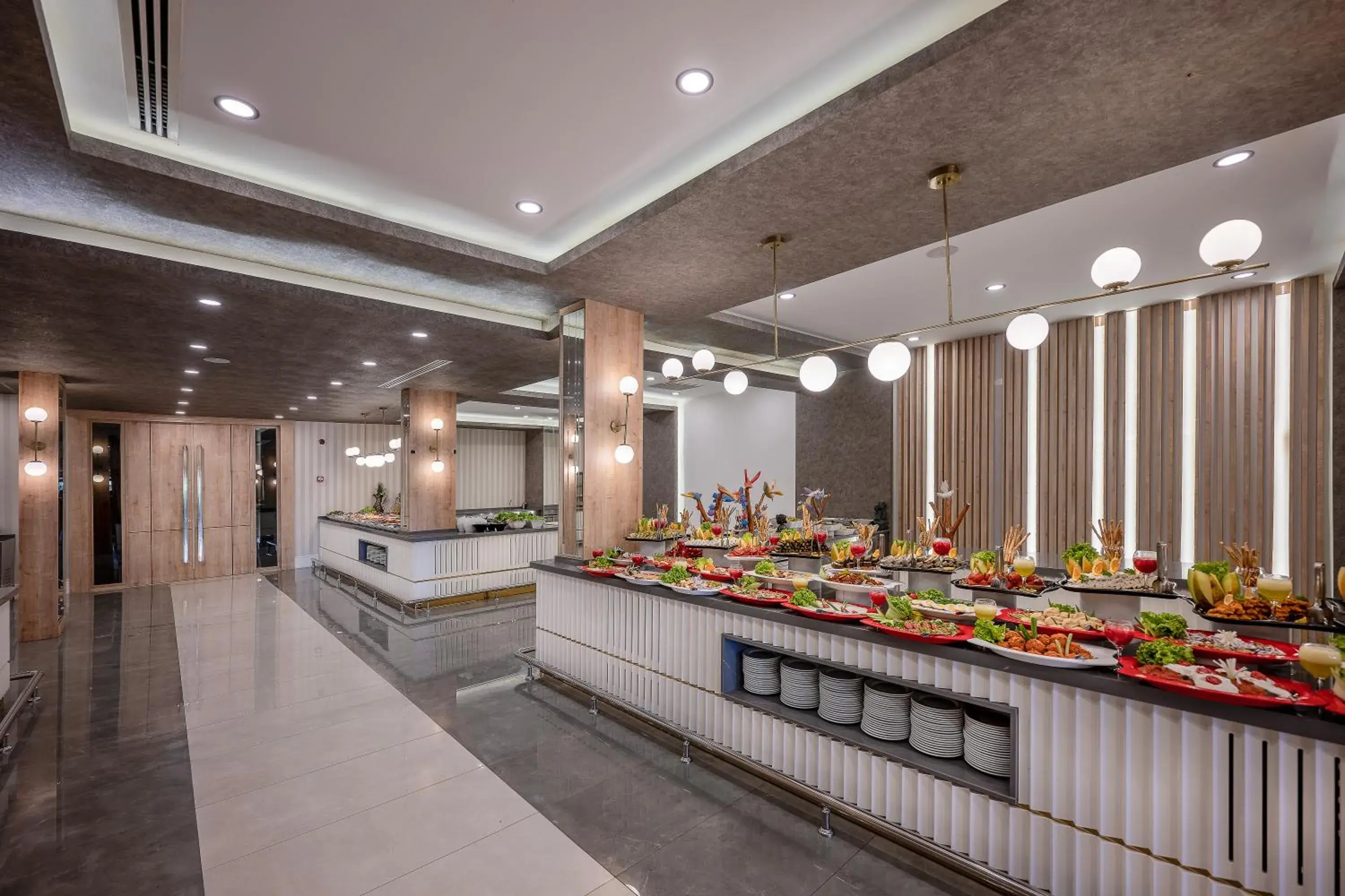 Restaurant/places to eat in L'Oceanica Beach Resort Restaurant/places to eat in L'Oceanica Beach Resort