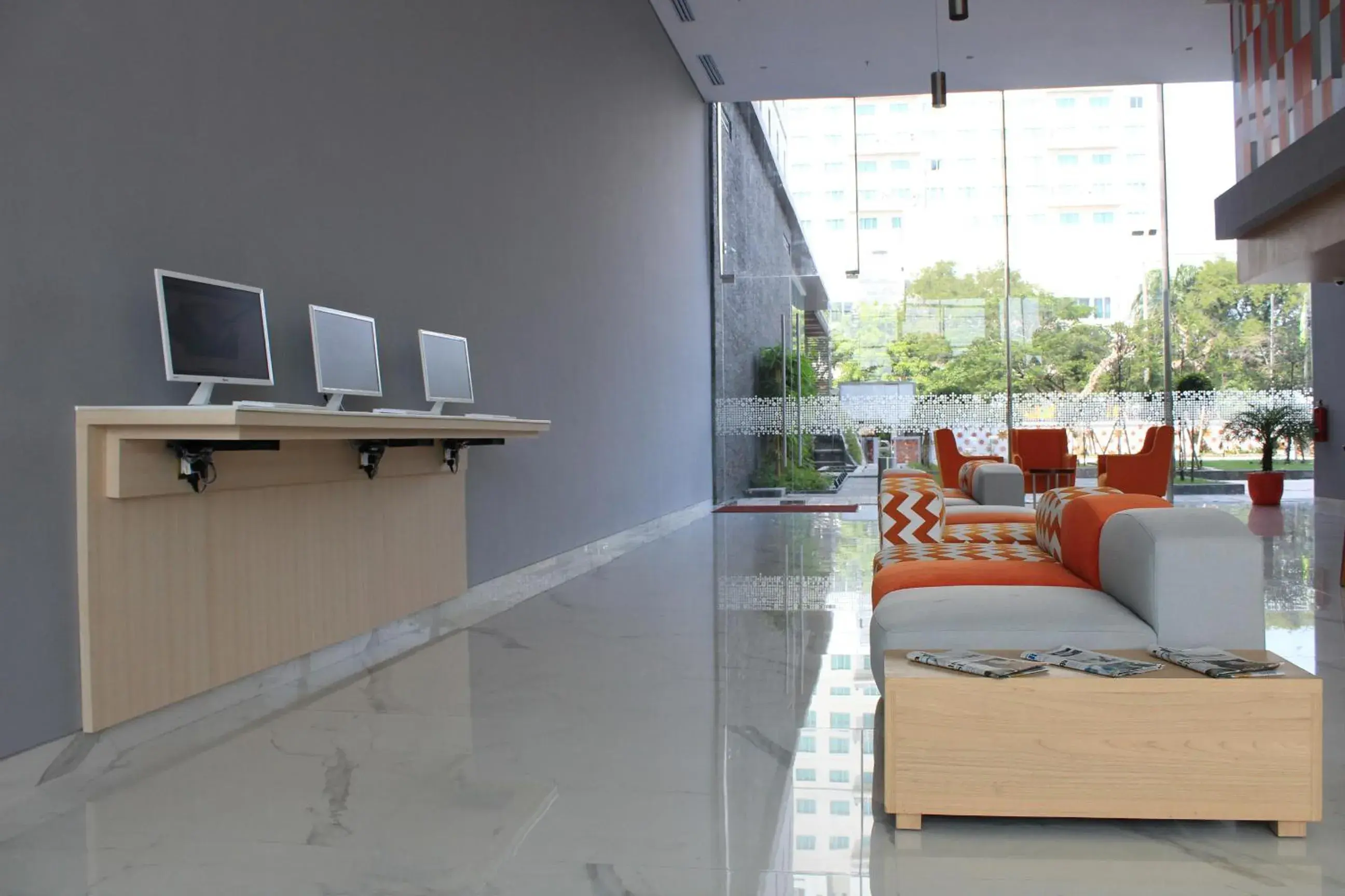 Lobby or reception in HARRIS Hotel & Conventions Solo Lobby or reception in HARRIS Hotel & Conventions Solo