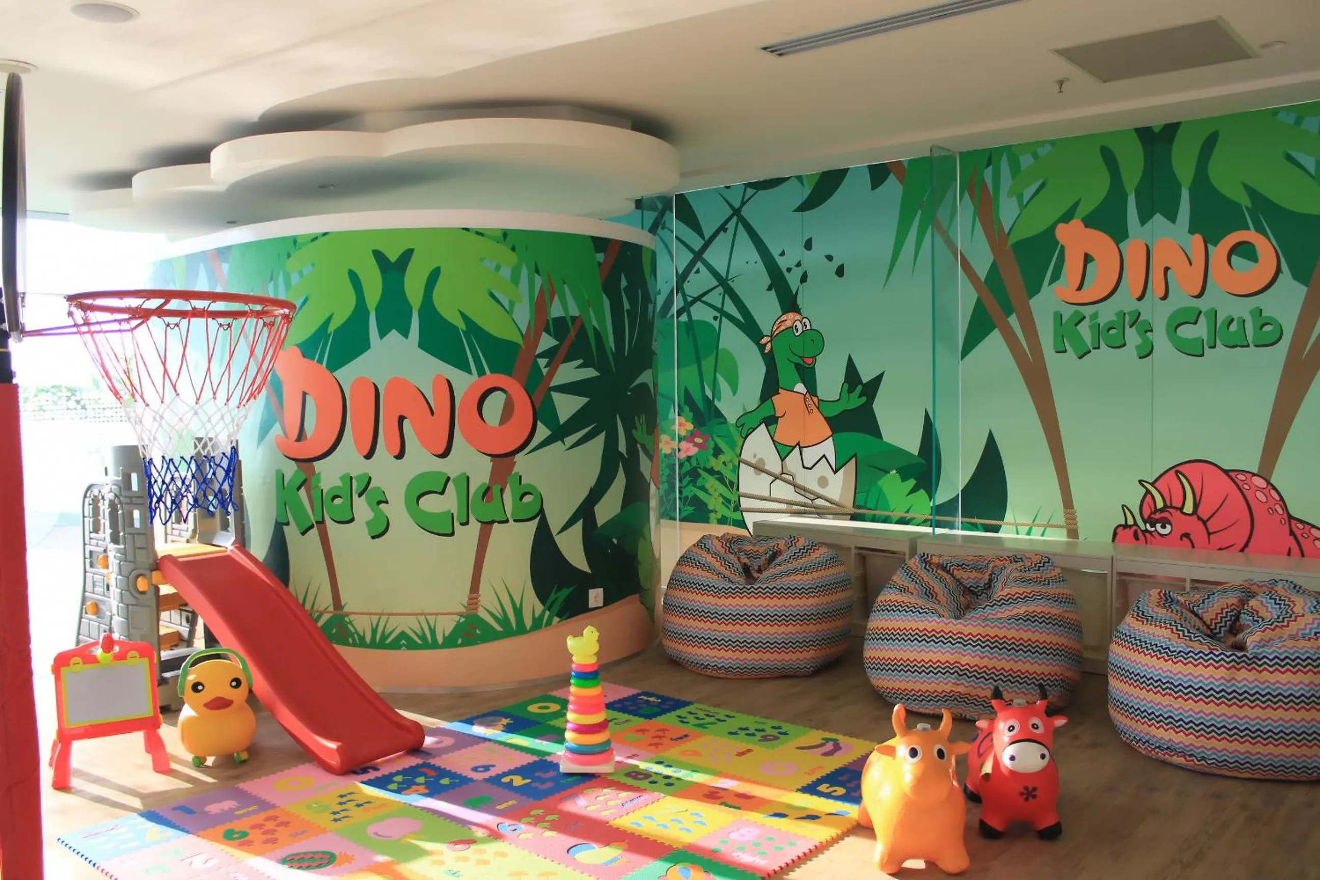 Kids's club in HARRIS Hotel & Conventions Solo