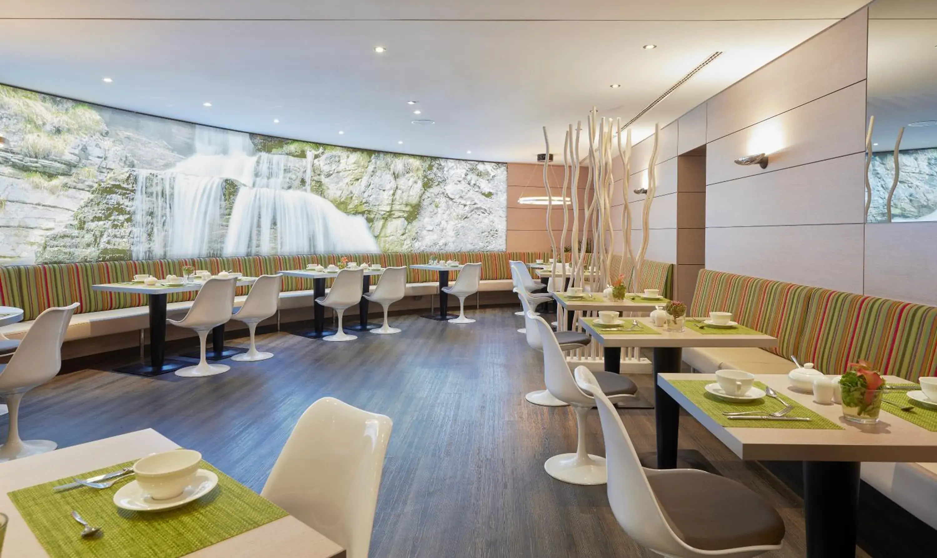 Restaurant/places to eat in Living Hotel Düsseldorf Restaurant/places to eat in Living Hotel Düsseldorf