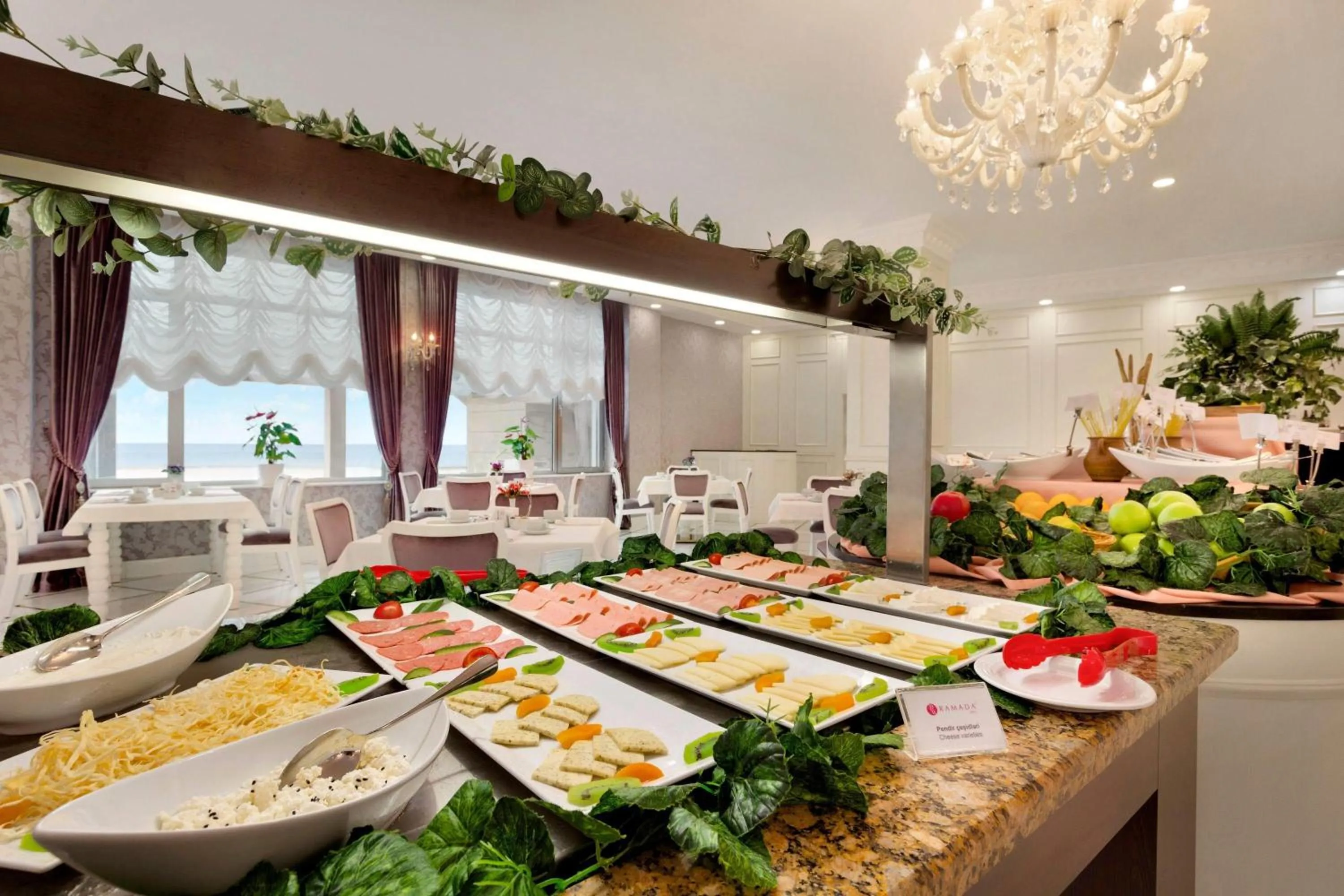 Restaurant/places to eat in Ramada by Wyndham Baku