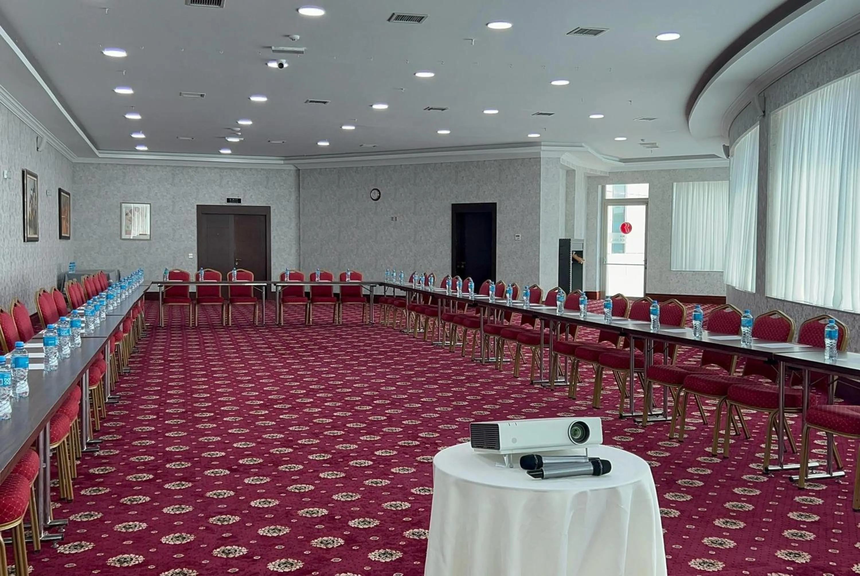 Meeting/conference room in Ramada by Wyndham Baku