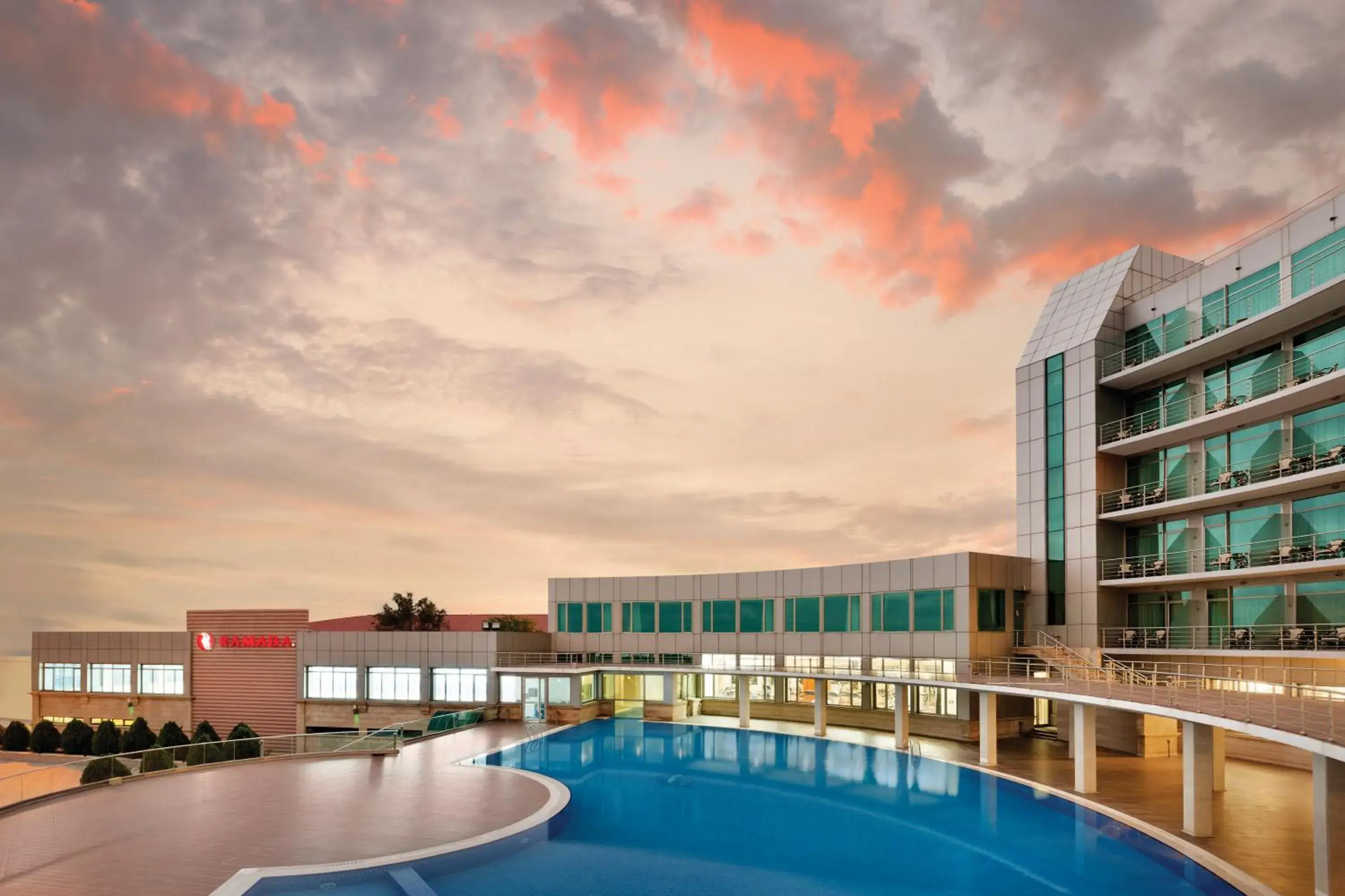 Property building in Ramada by Wyndham Baku Property building in Ramada by Wyndham Baku