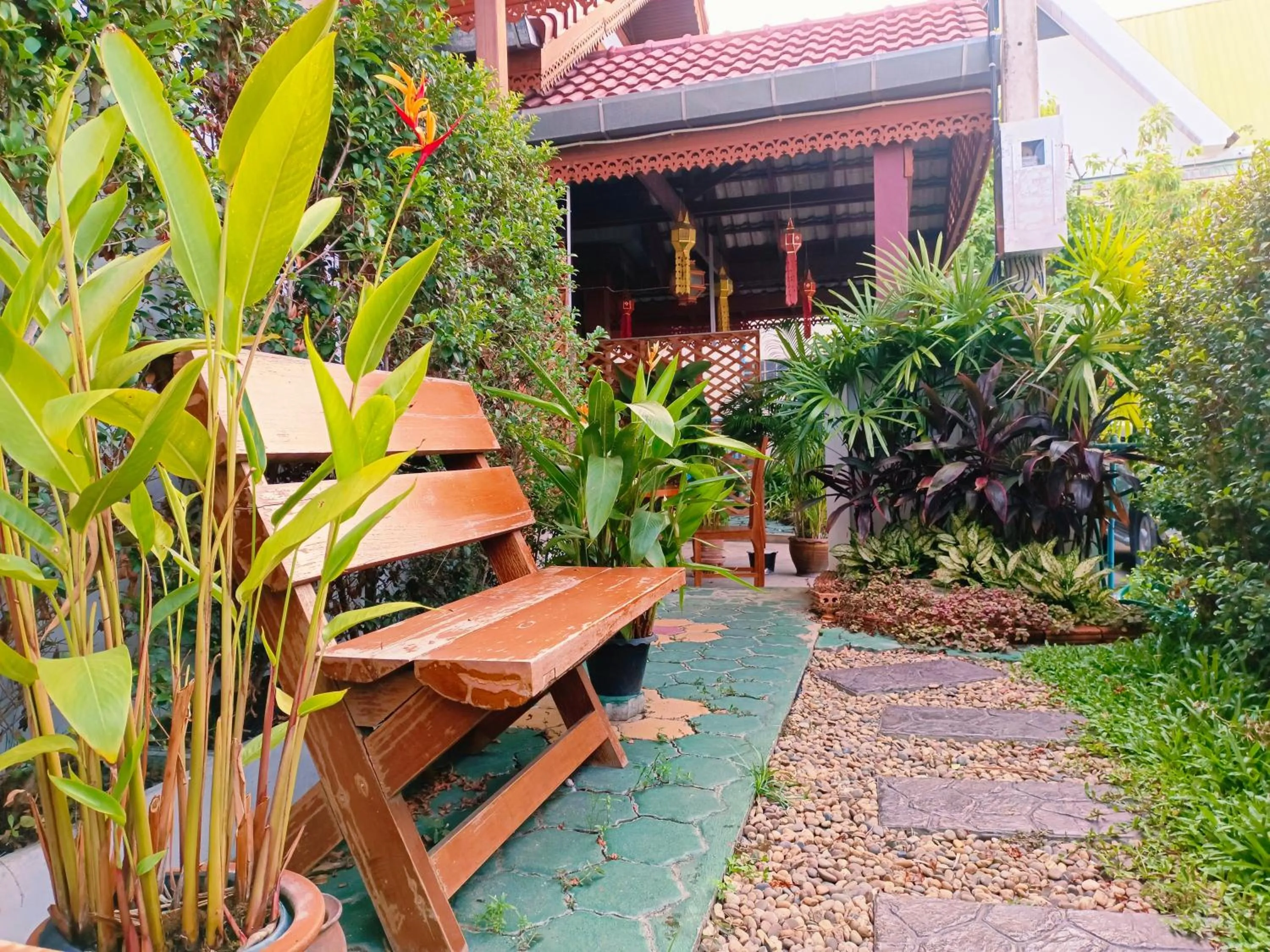 Garden in Apilapa Hotel