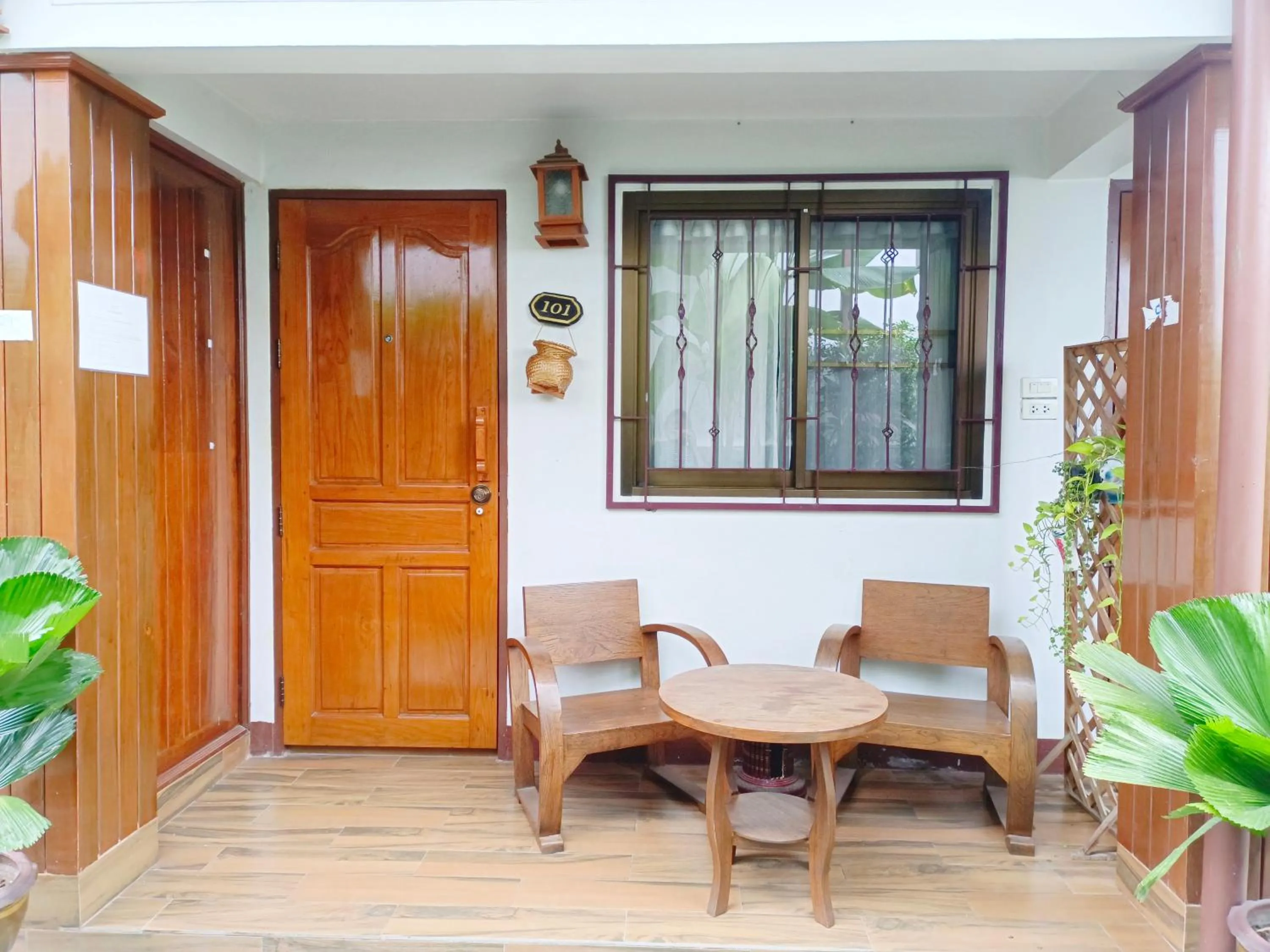 Patio in Apilapa Hotel