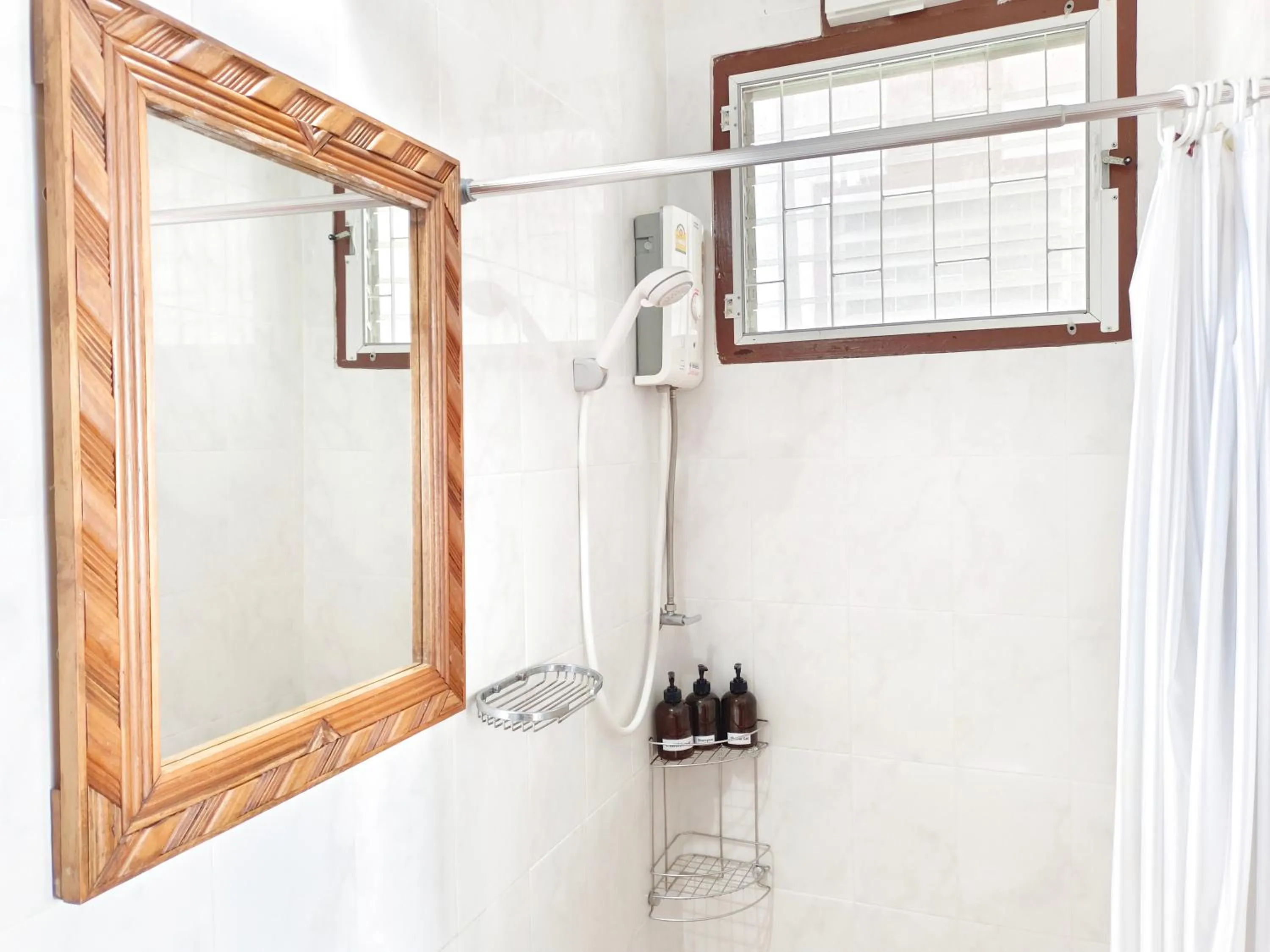 Shower in Apilapa Hotel