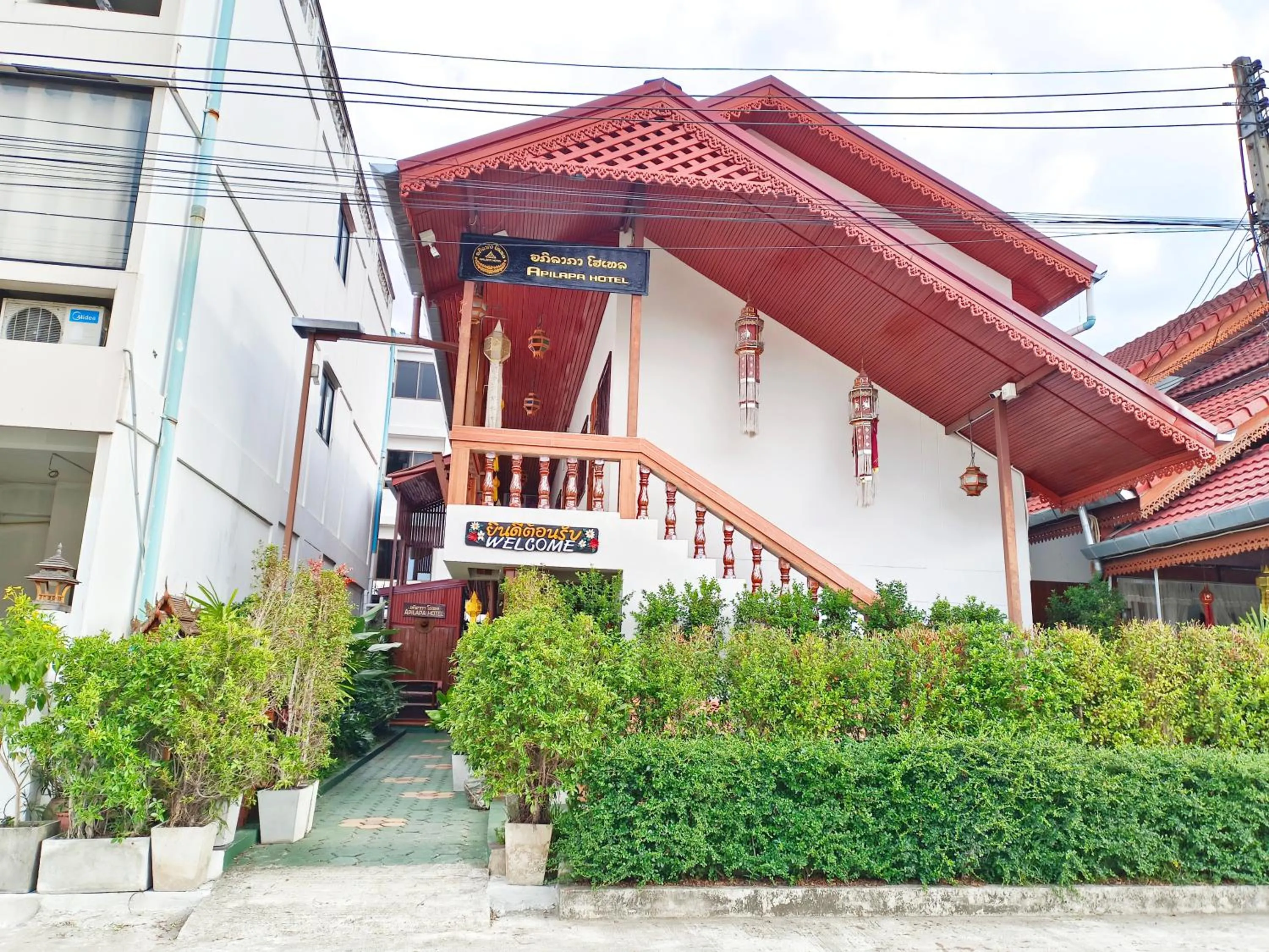 Property building in Apilapa Hotel