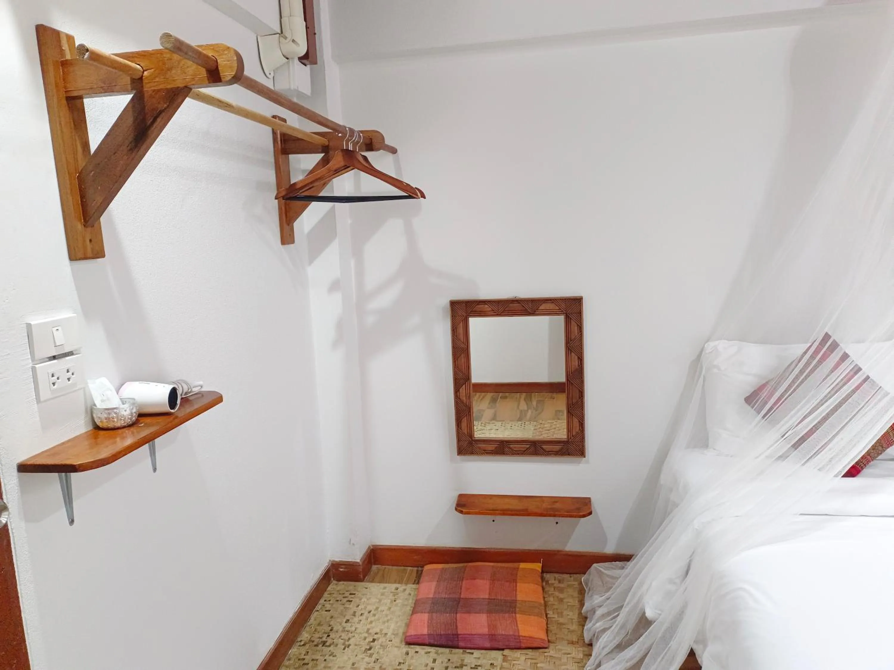 Bedroom, Bed in Apilapa Hotel