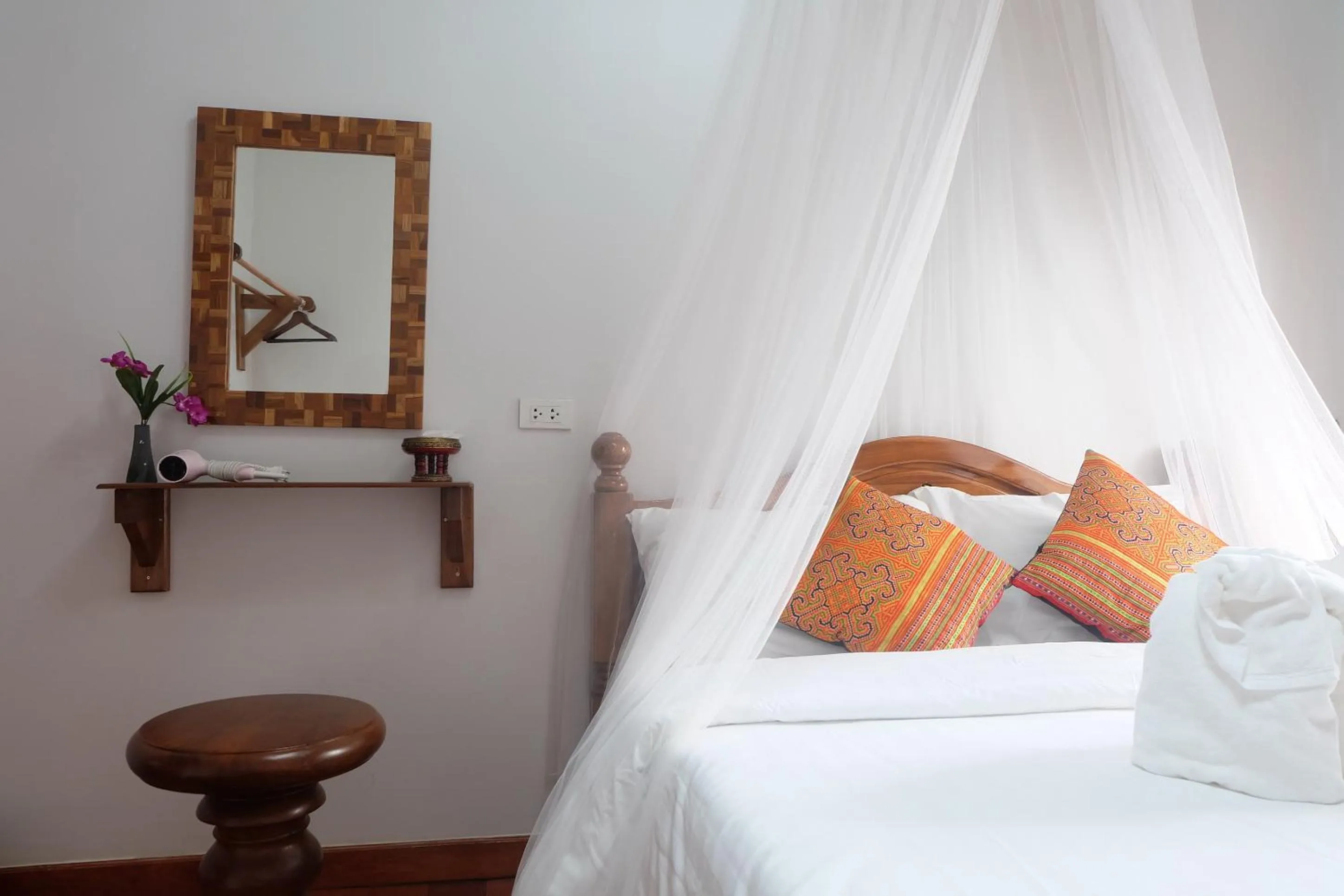 Bed in Apilapa Hotel