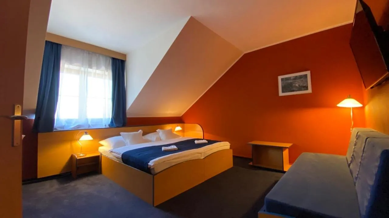 Bed in Hotel U Milína