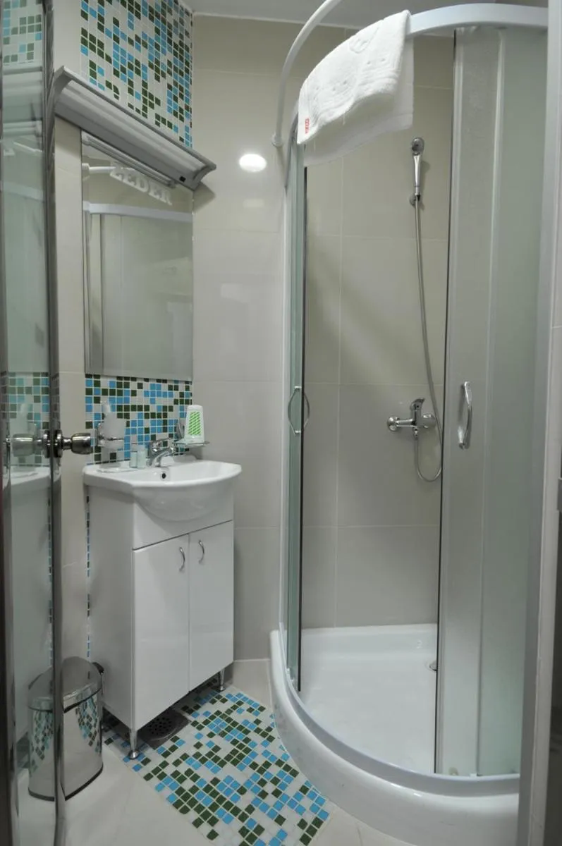 Bathroom in Hotel Zeder Garni