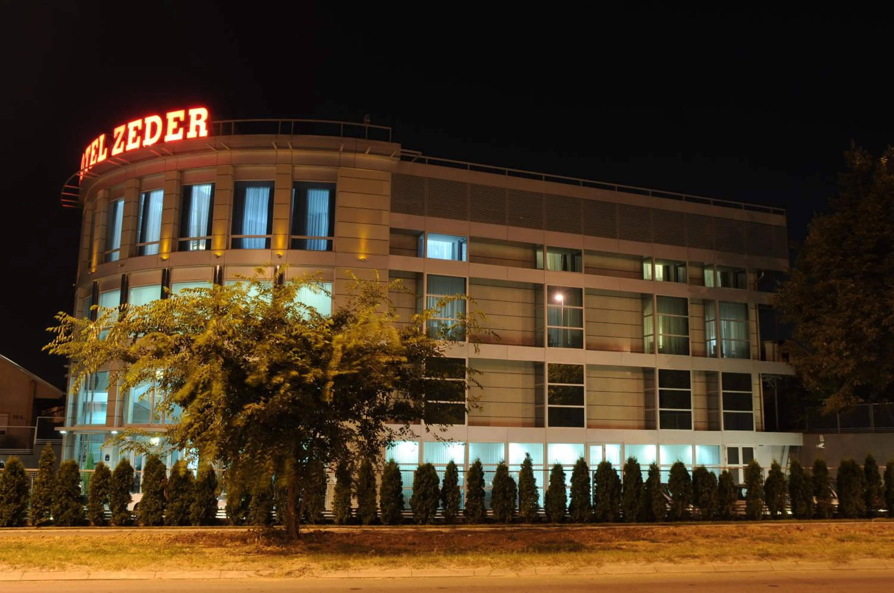 Neighbourhood in Hotel Zeder Garni